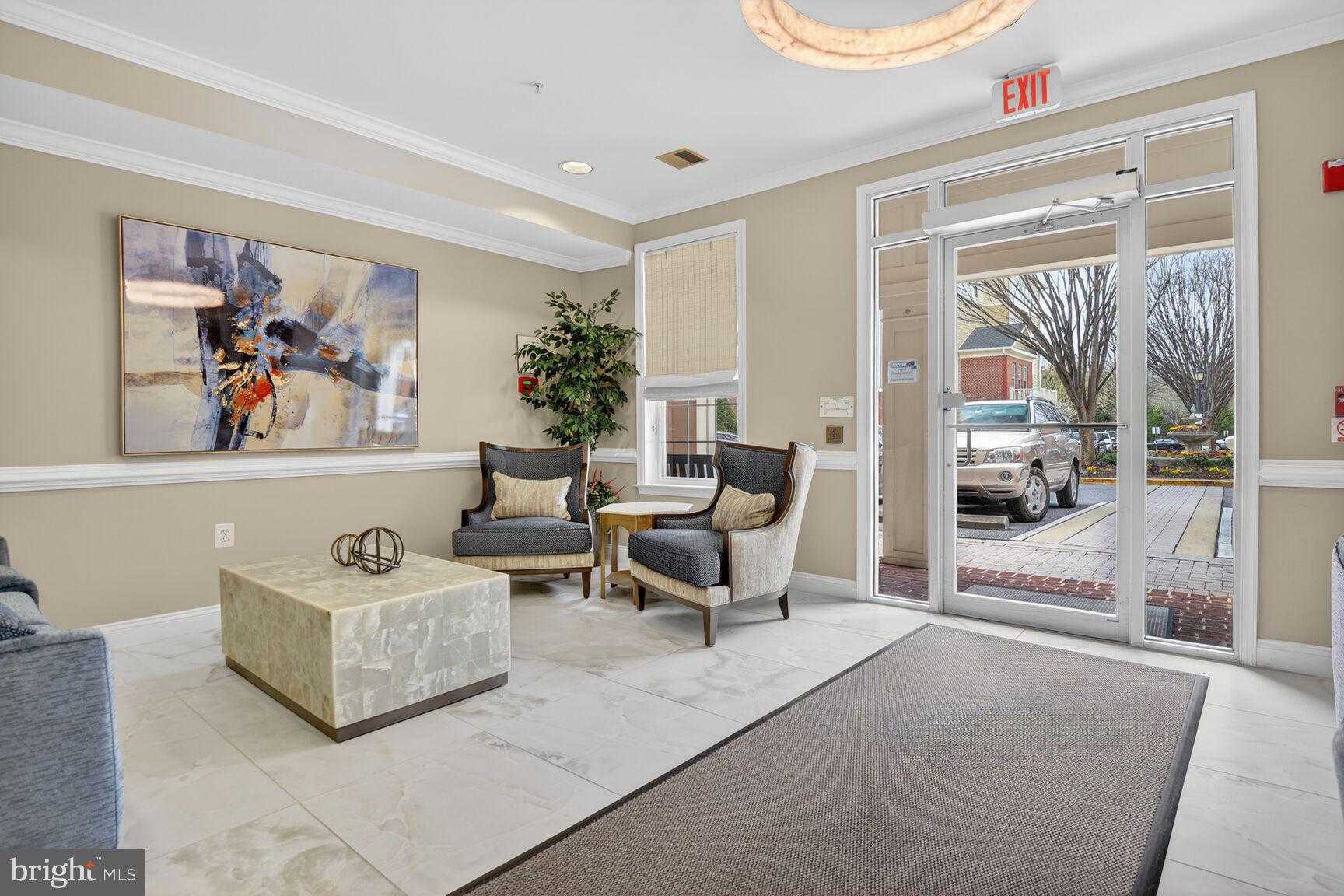 9405 Blackwell Rd Apt 214 photo 2