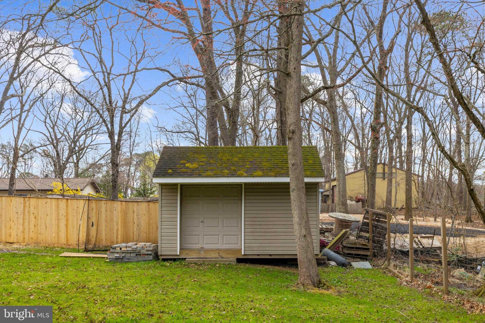 225 Obrecht Rd photo 51