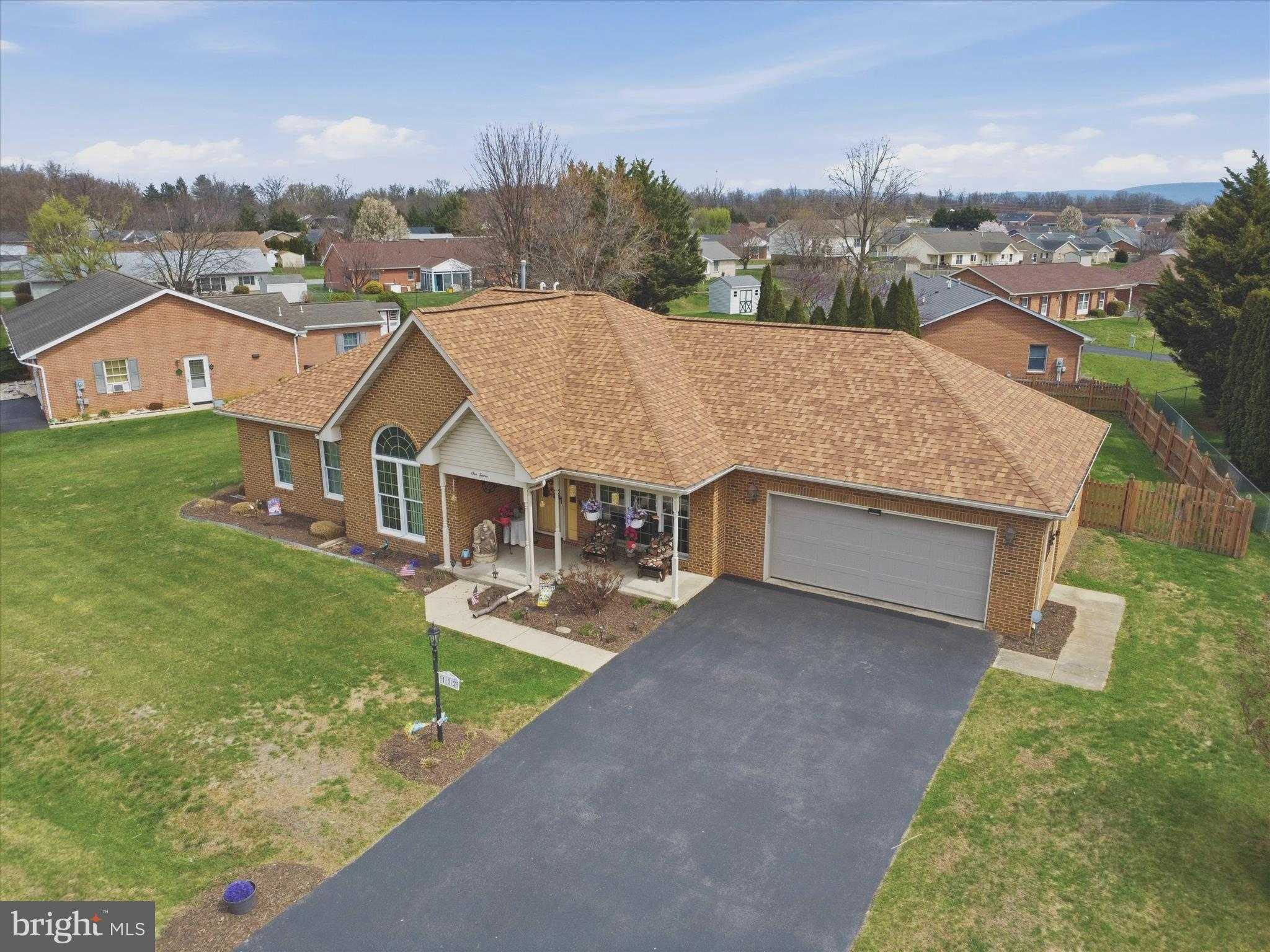 112 Plantation Dr photo 6