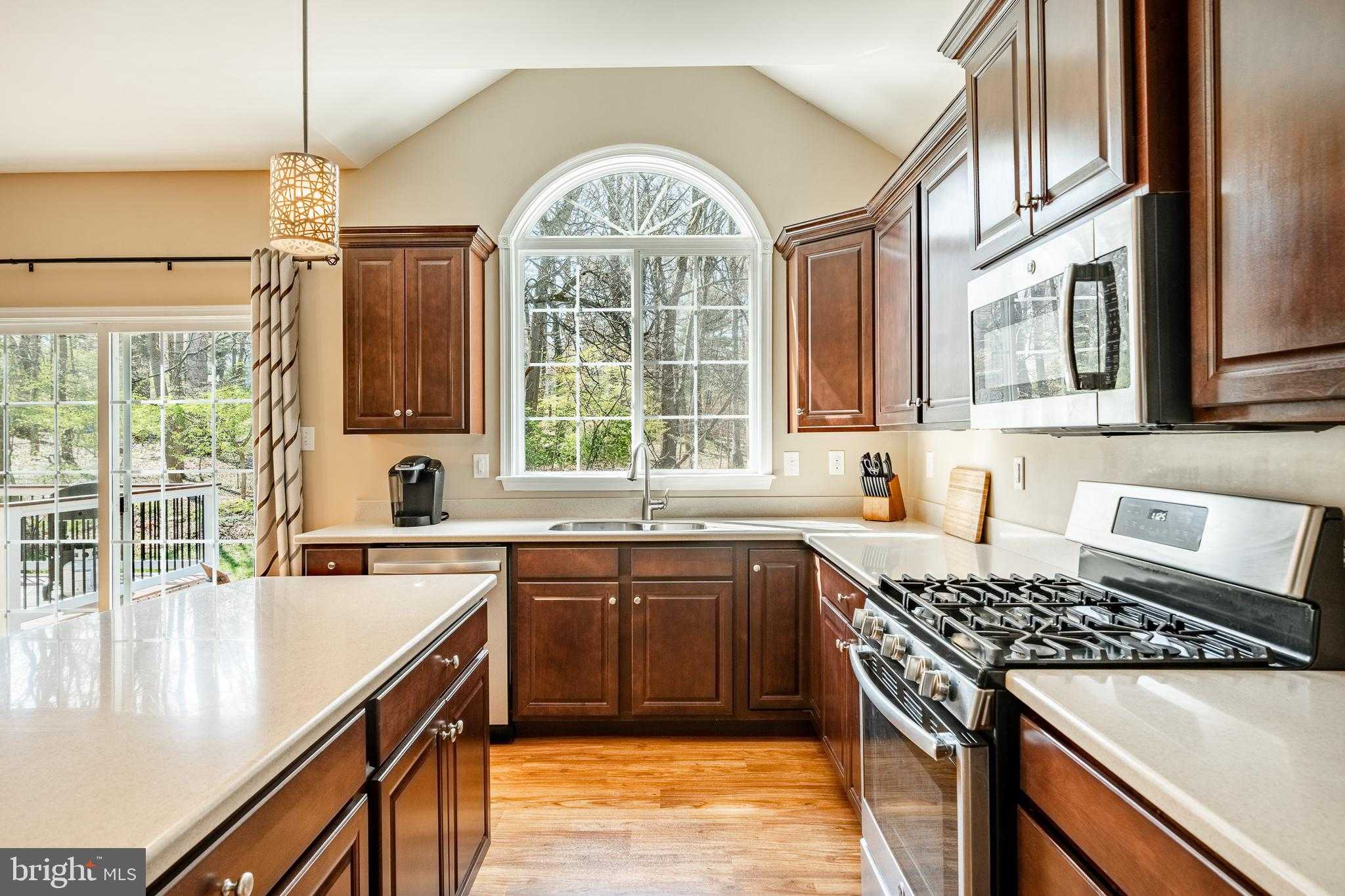 1345 Northumberland Rd photo 17