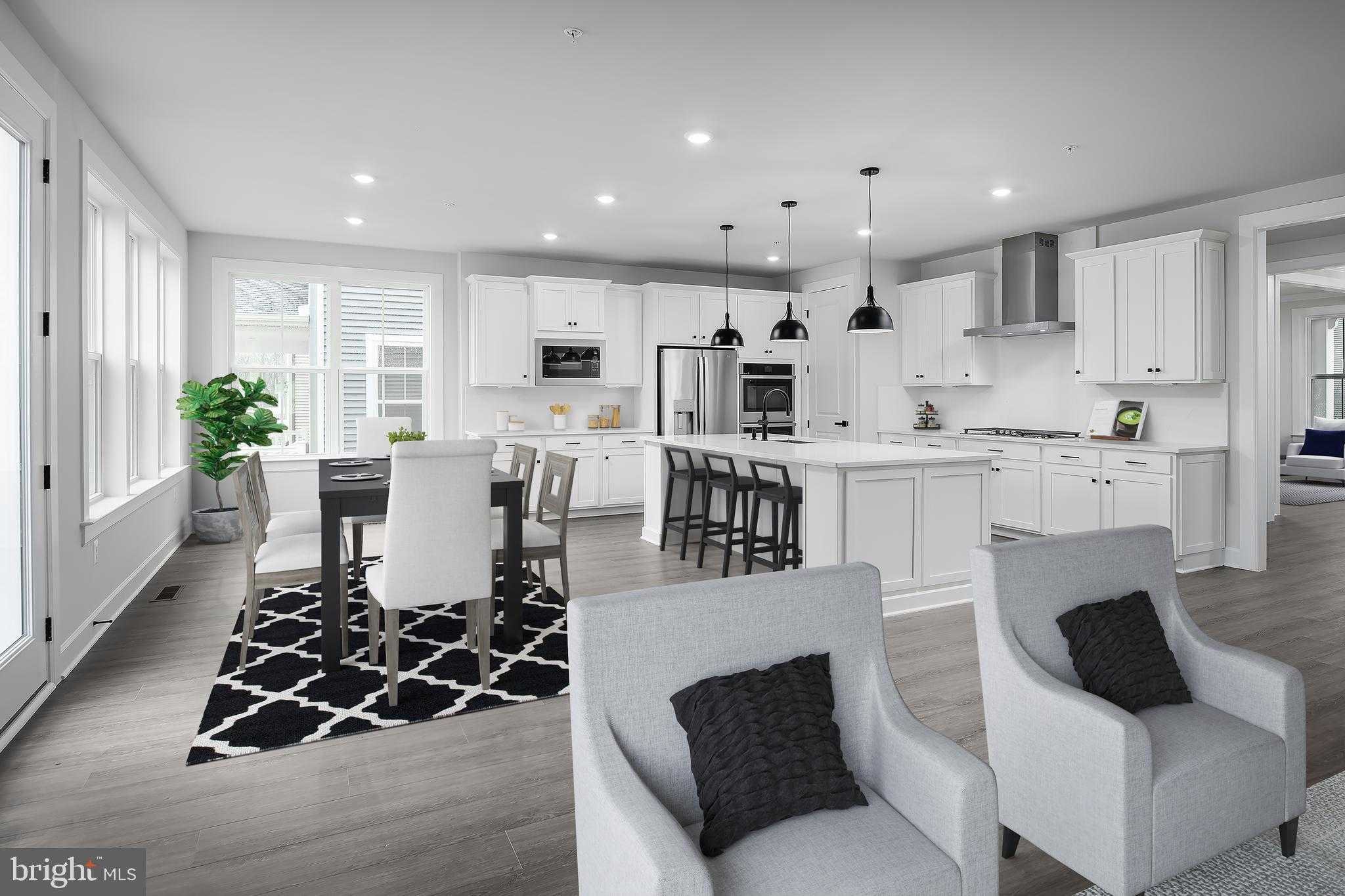 1303 Leeland Knoll Pkwy photo 2