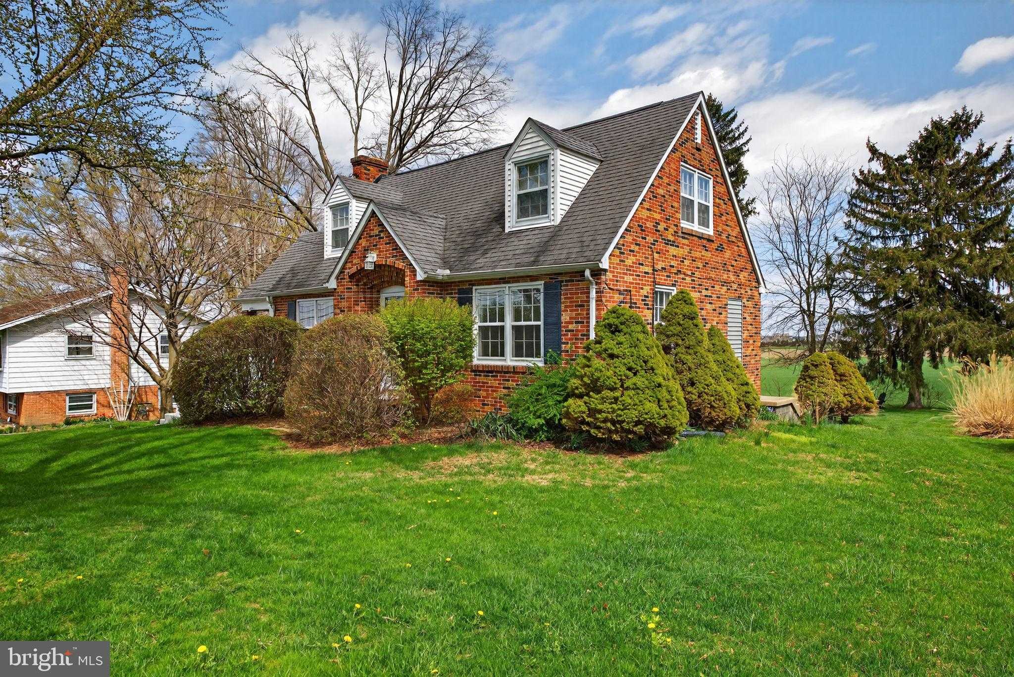 575 Church St photo 2