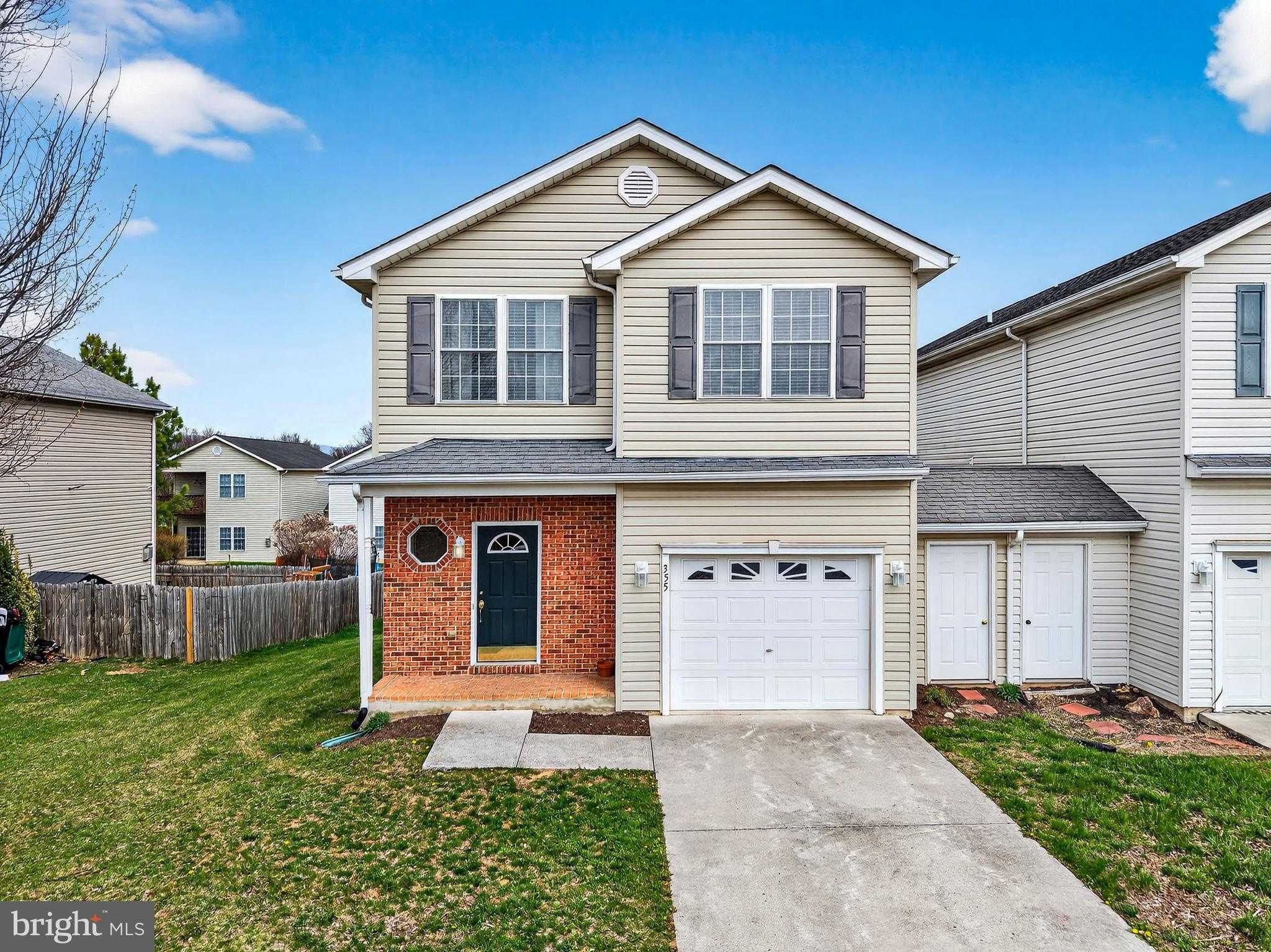 355 Hoover Rd, Woodstock