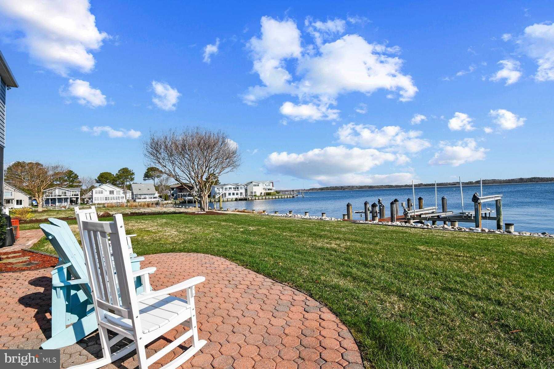 46 Boatswain Dr photo 60