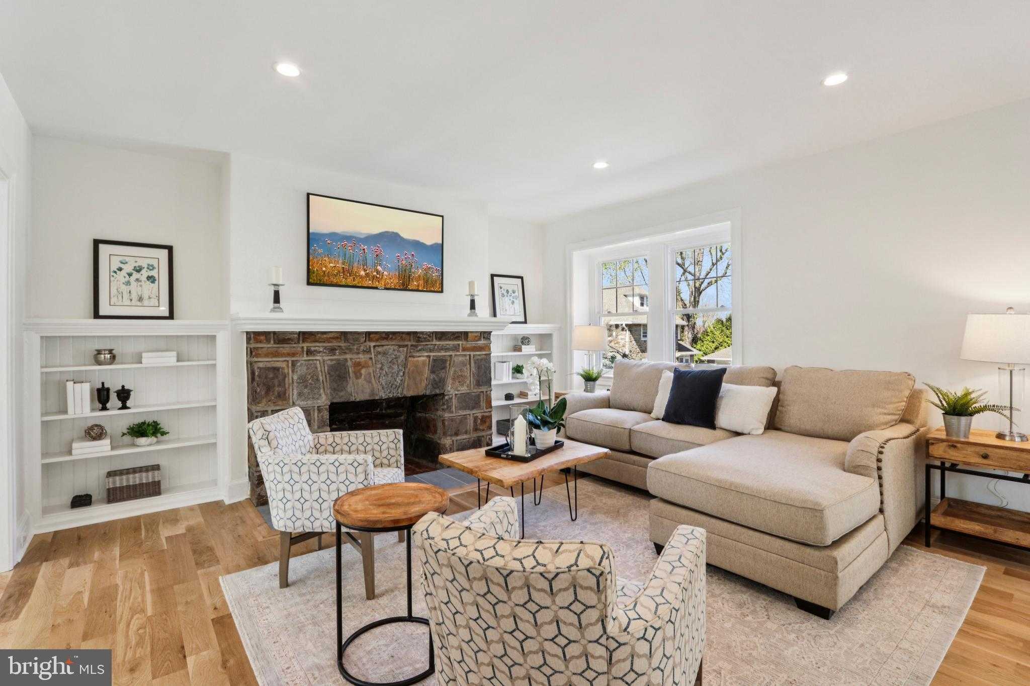 714 Stradone Rd photo 9