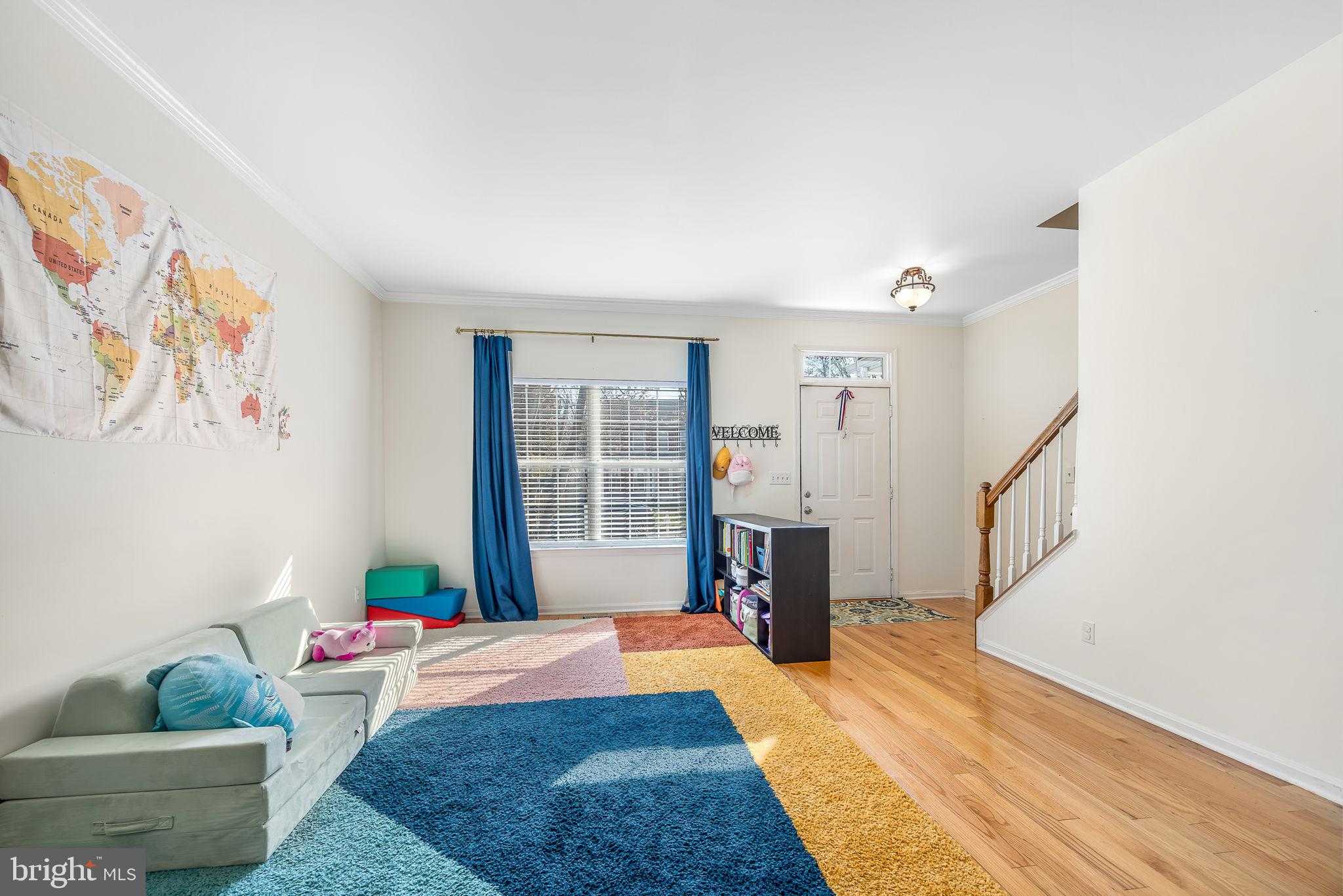 7 Sarrington CT photo 14