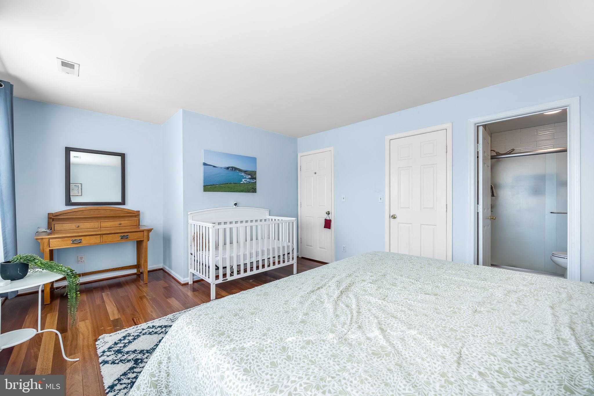 7 Sarrington CT photo 20