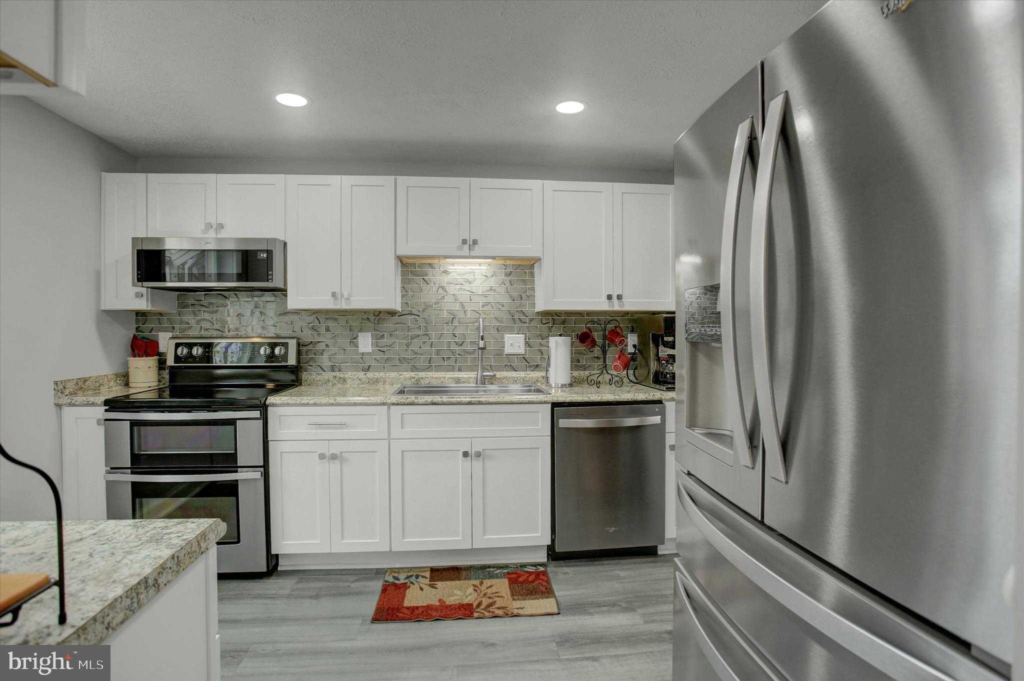 9423 Highlander CT photo 17