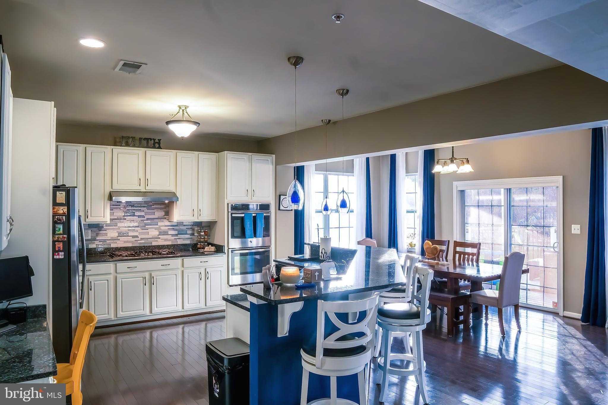 9607 Lormar Ln photo 8