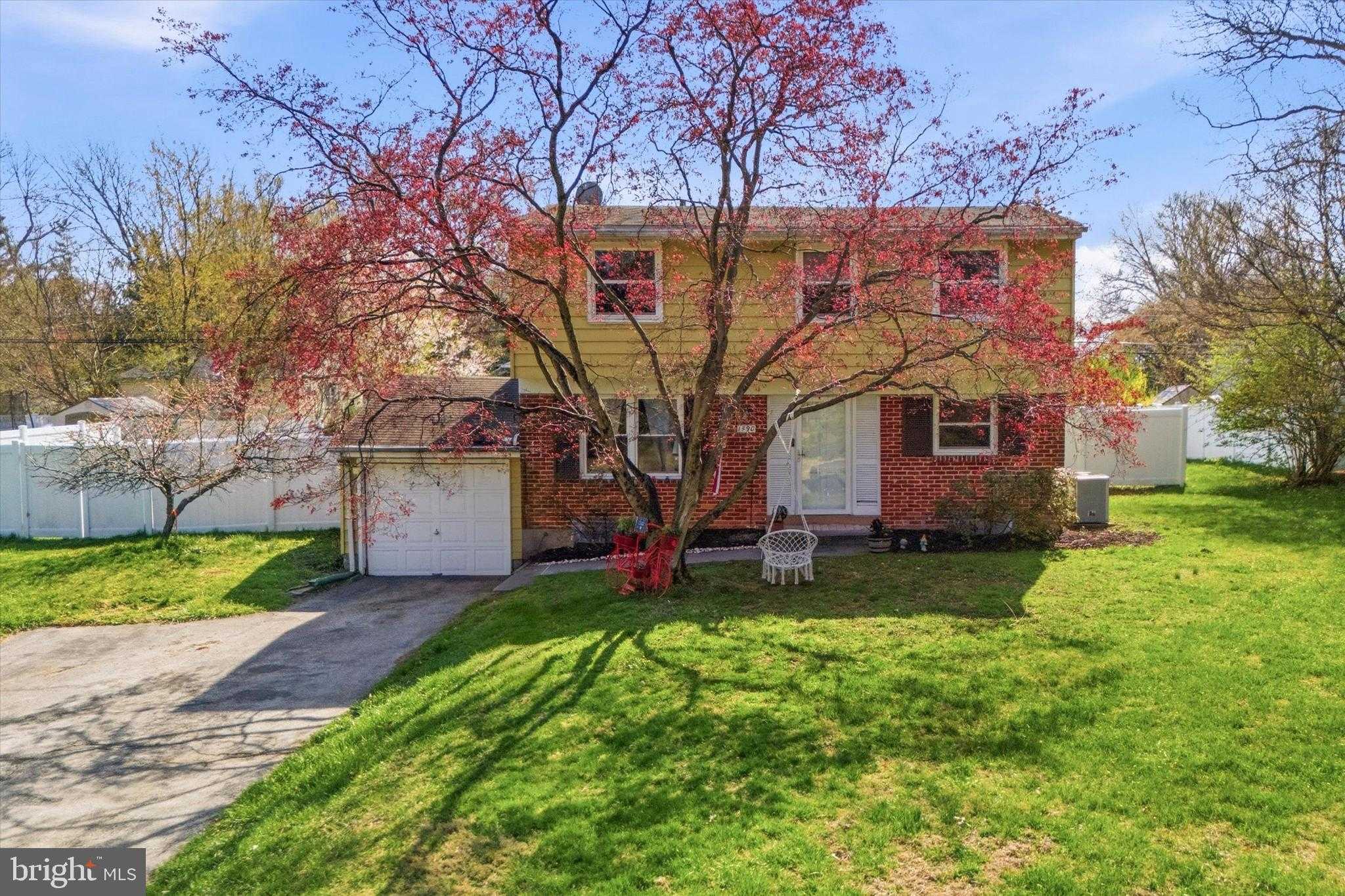 1590 Daws Rd photo 2