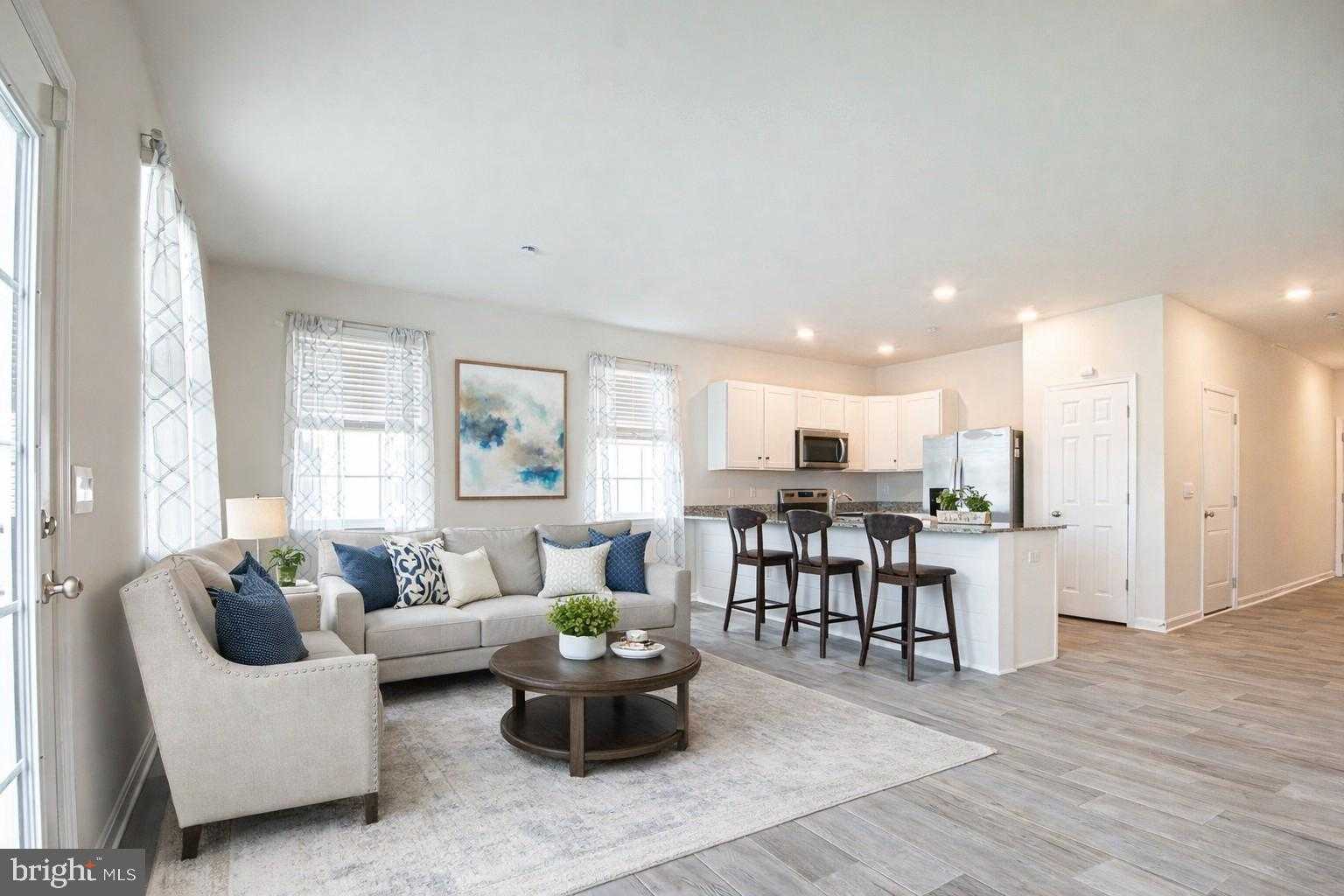 136 Baker Dr photo 10