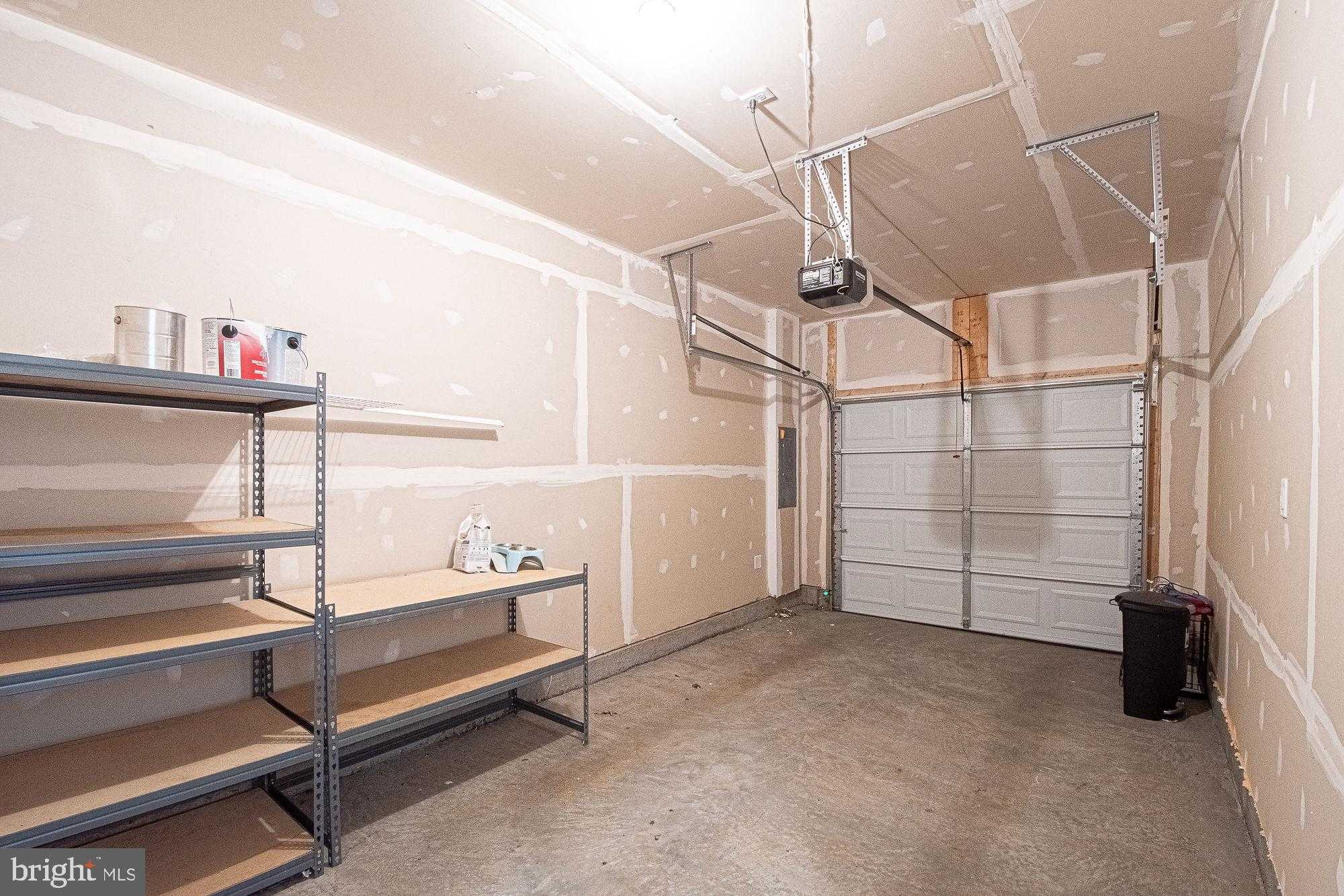 136 Baker Dr photo 32