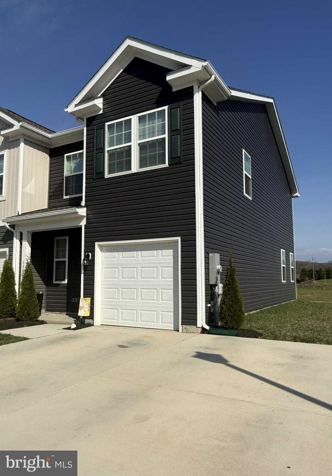 136 Baker Dr photo 38