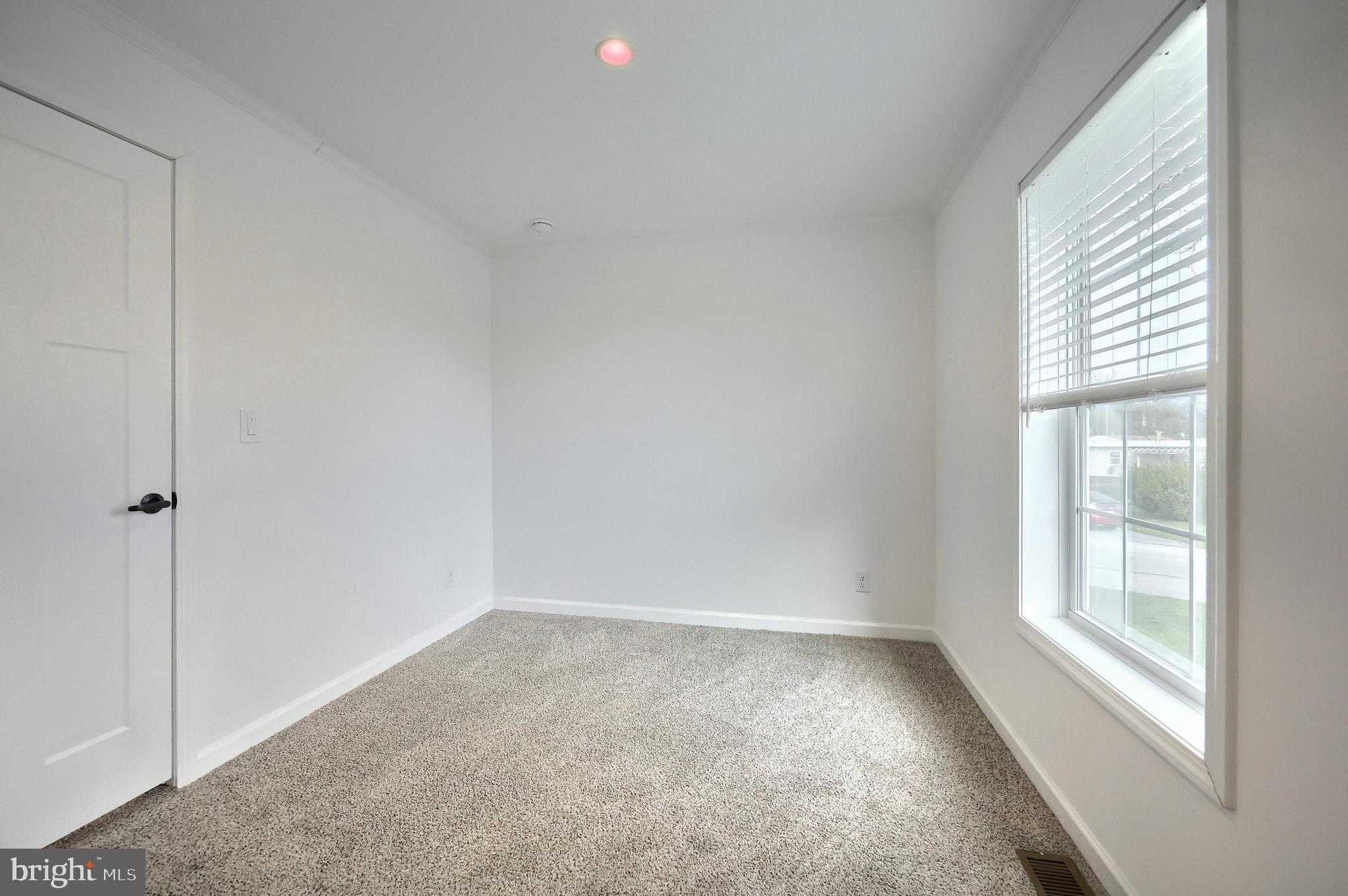 304 Landola Ave photo 25