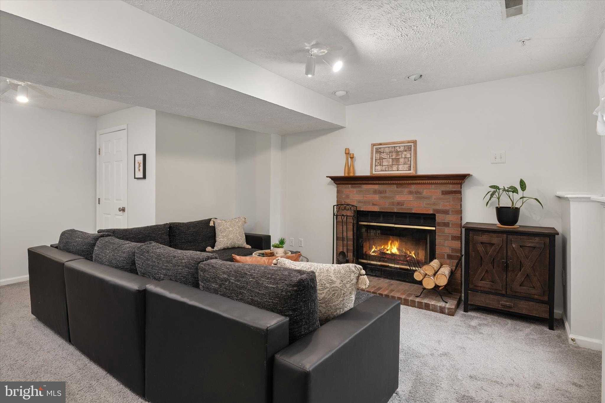 2509 Orchard Knoll Way photo 24