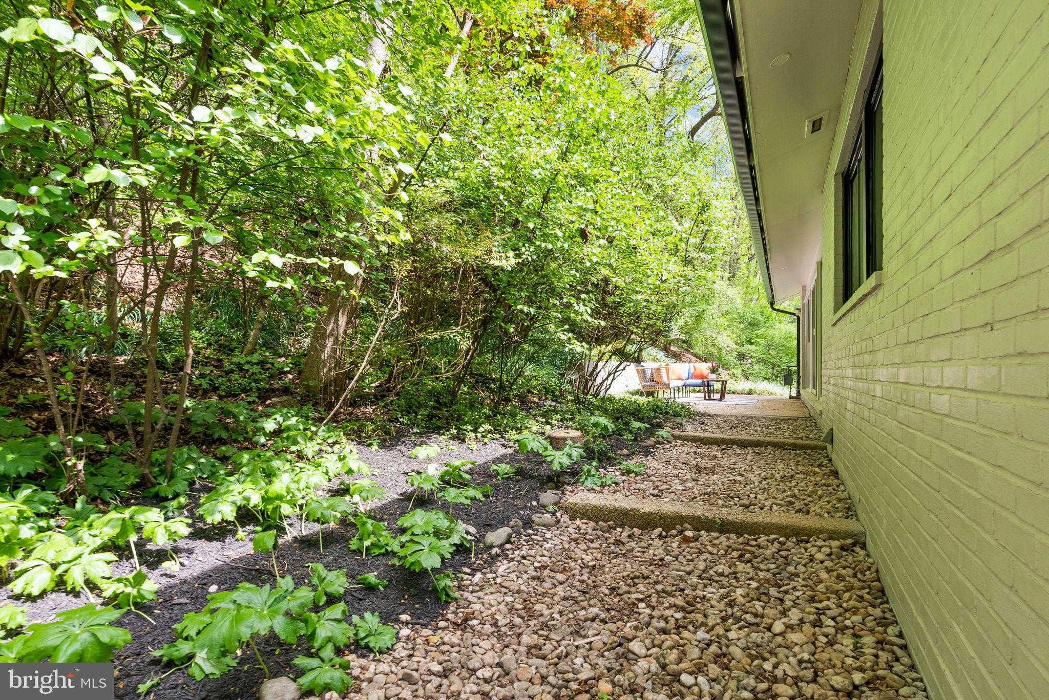 8201 Hamilton Spring CT photo 57