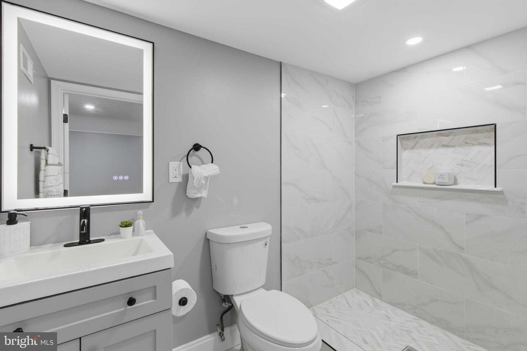 1600 E Federal St photo 13