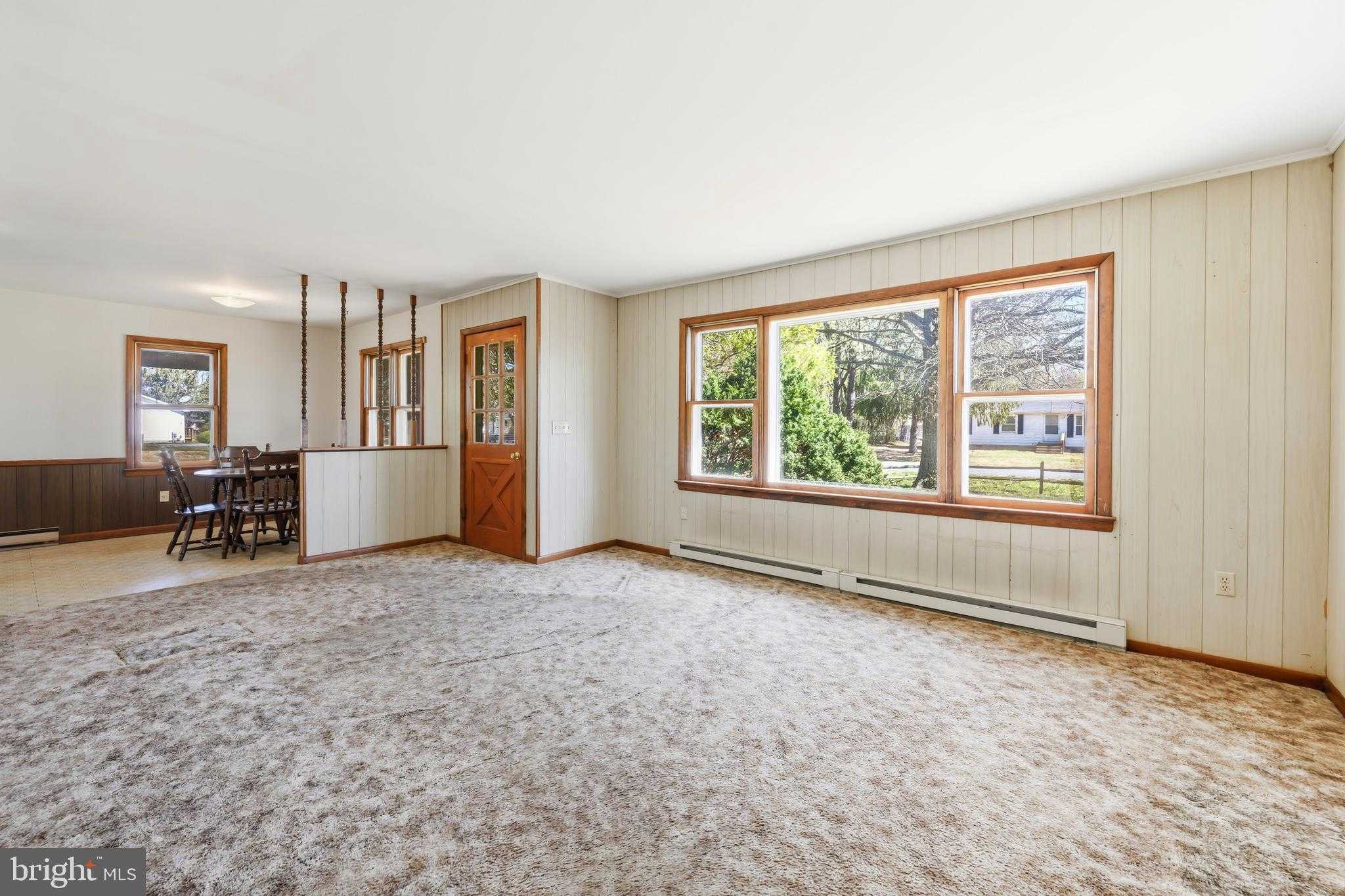 107 Longfellow Dr photo 13