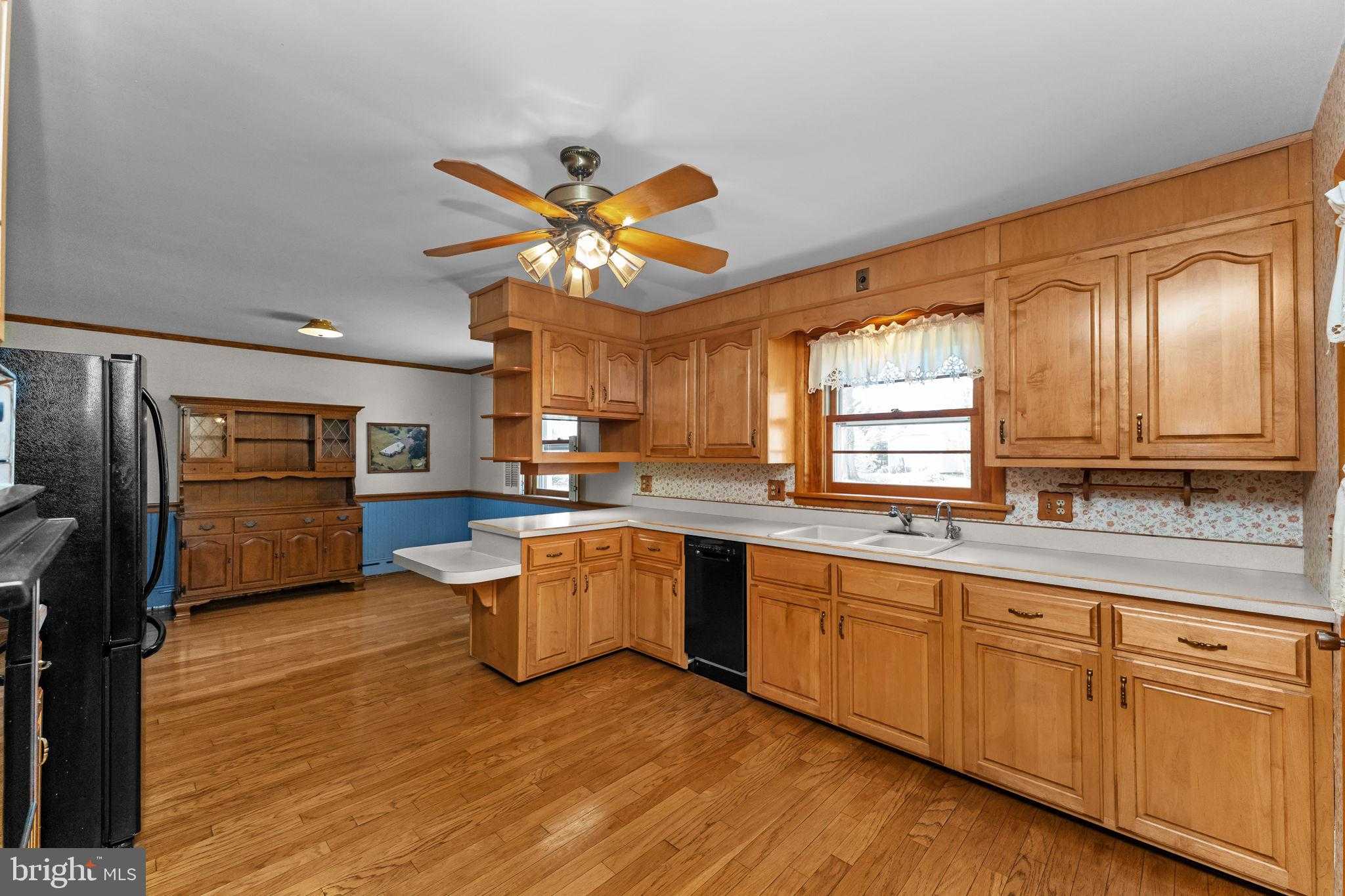 456 Cowpath Rd photo 10