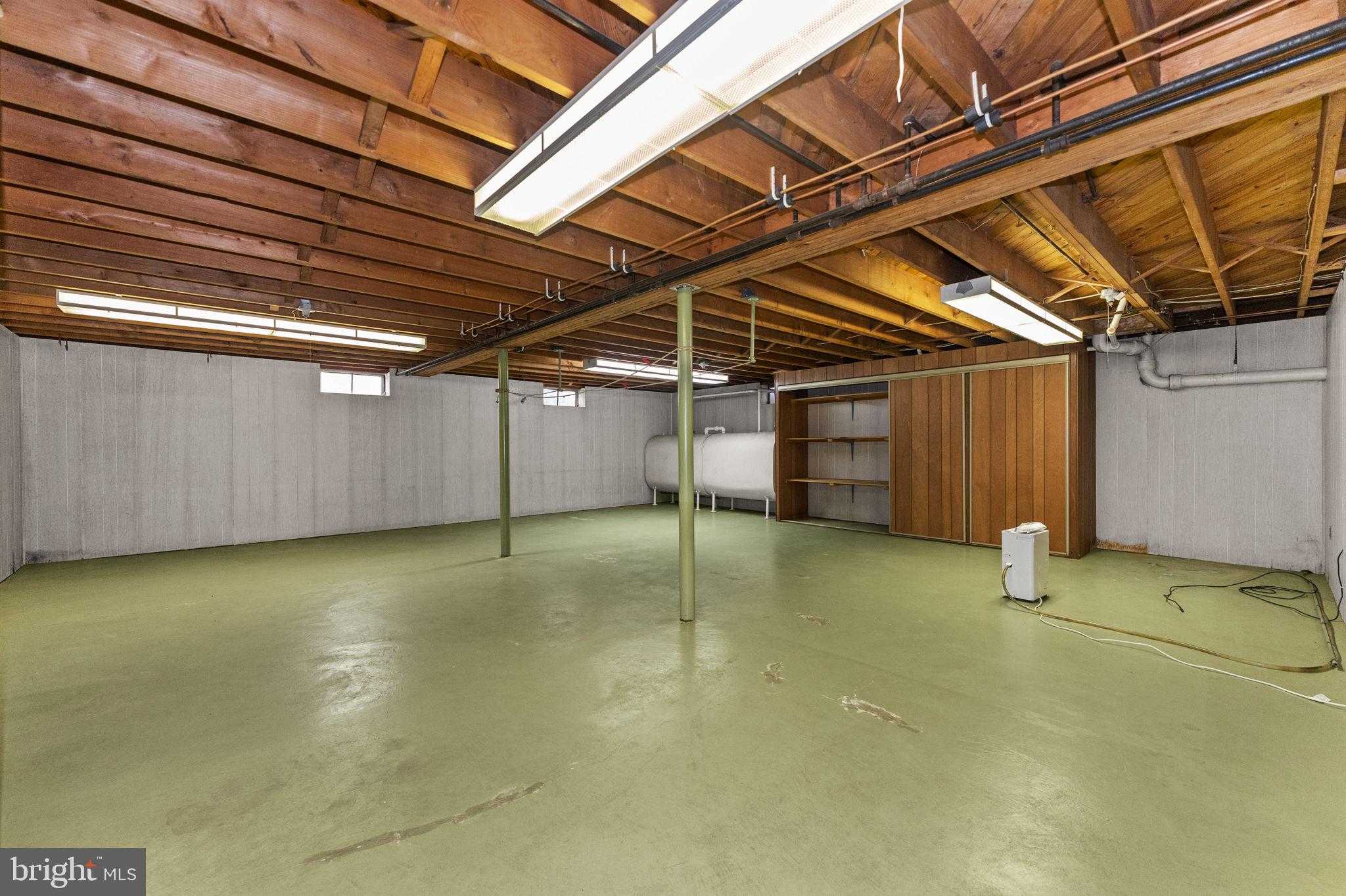 456 Cowpath Rd photo 24