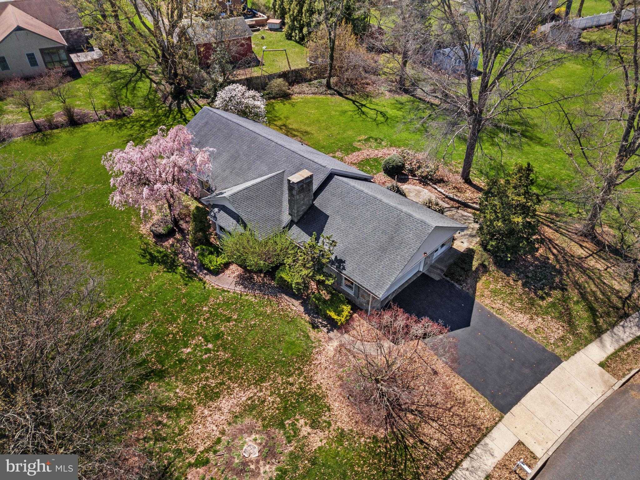 456 Cowpath Rd photo 6