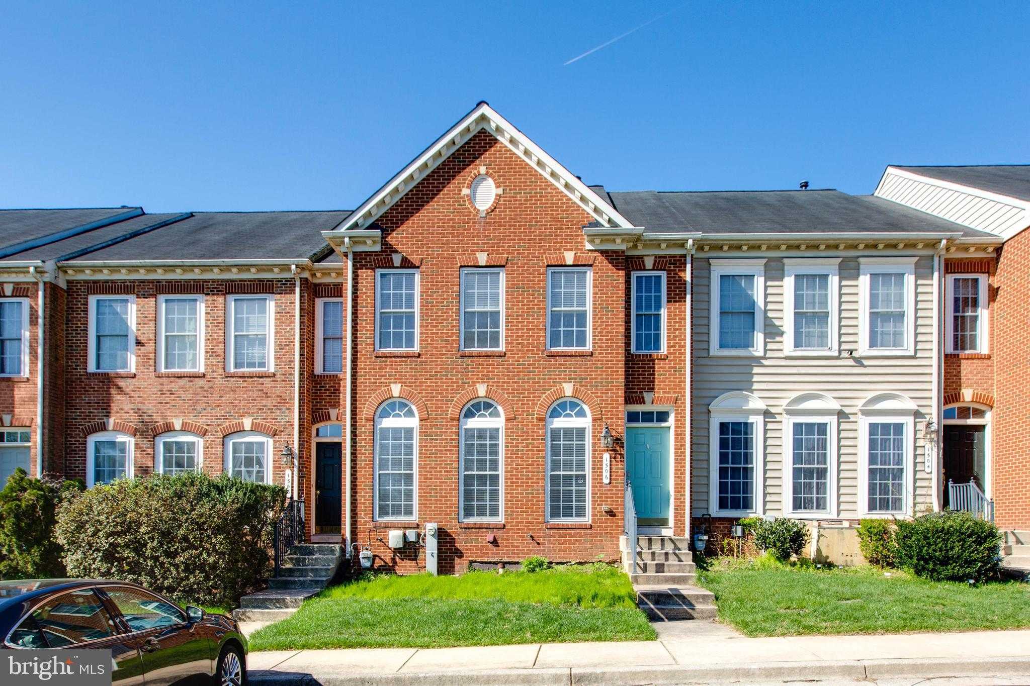 1506 Penzance Way photo 2