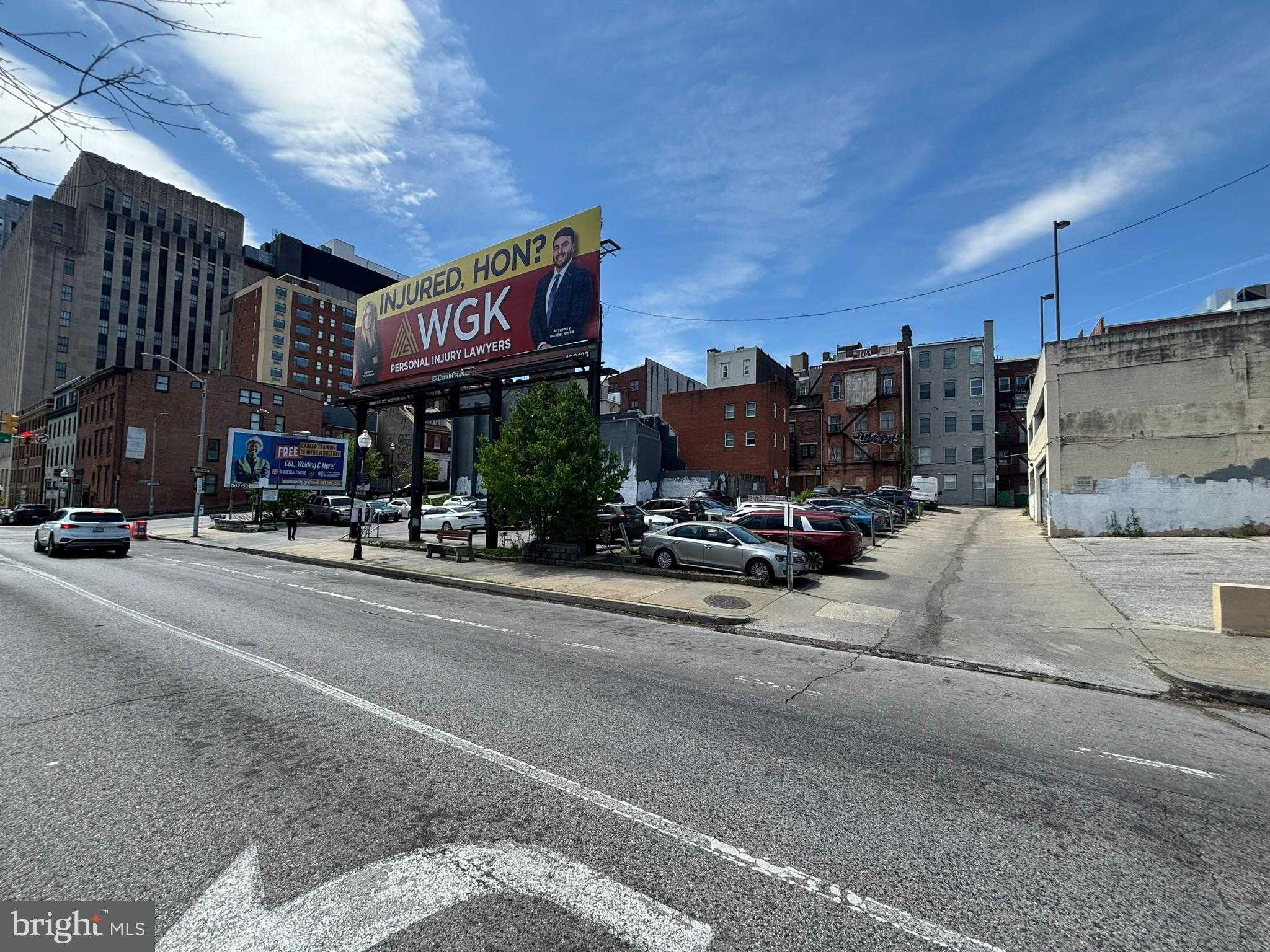 404 Saint Paul St photo 4