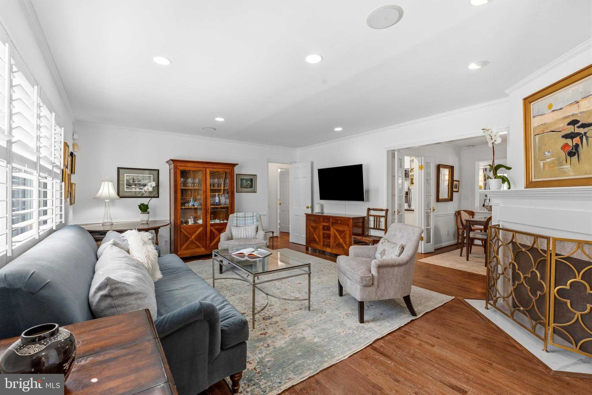 402 Skyhill Rd photo 5