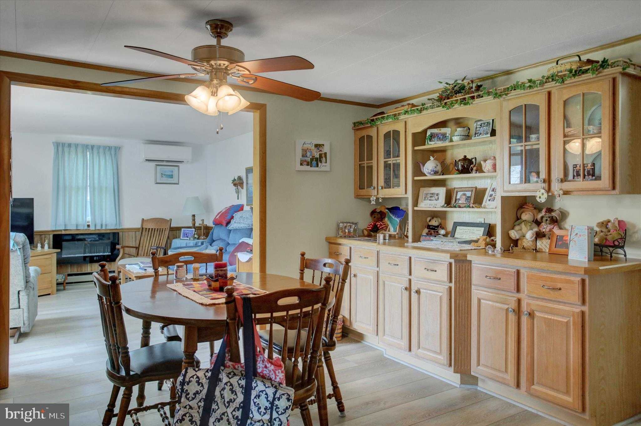 5531 Oakwood Dr photo 7