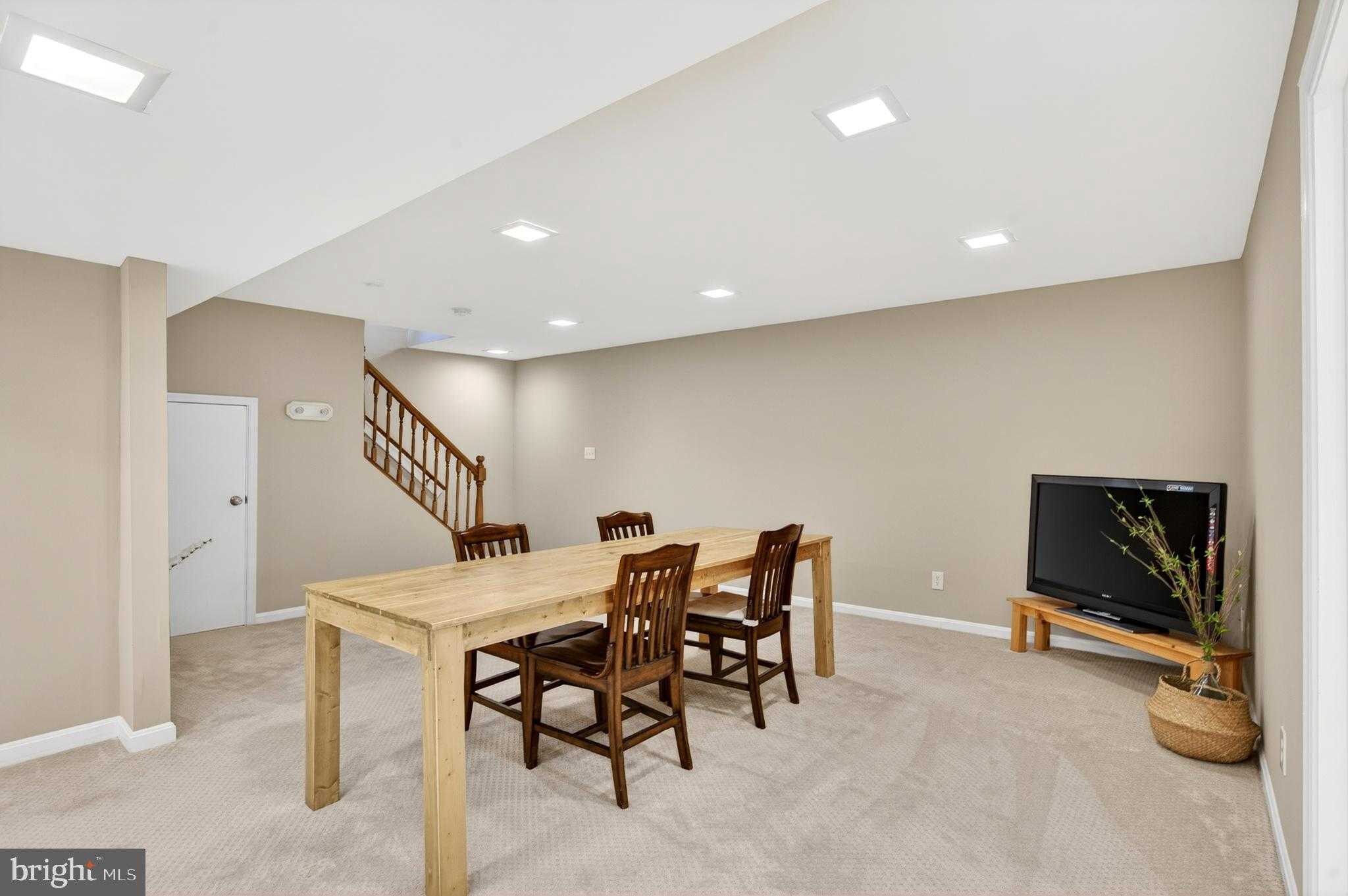 9589 Burnt Oak Dr photo 46