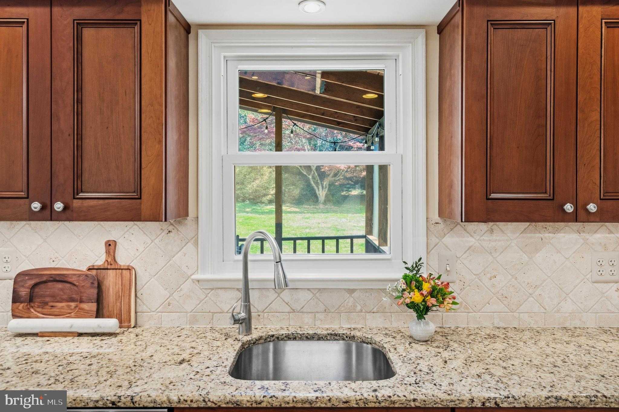 9605 Bronte Dr photo 19