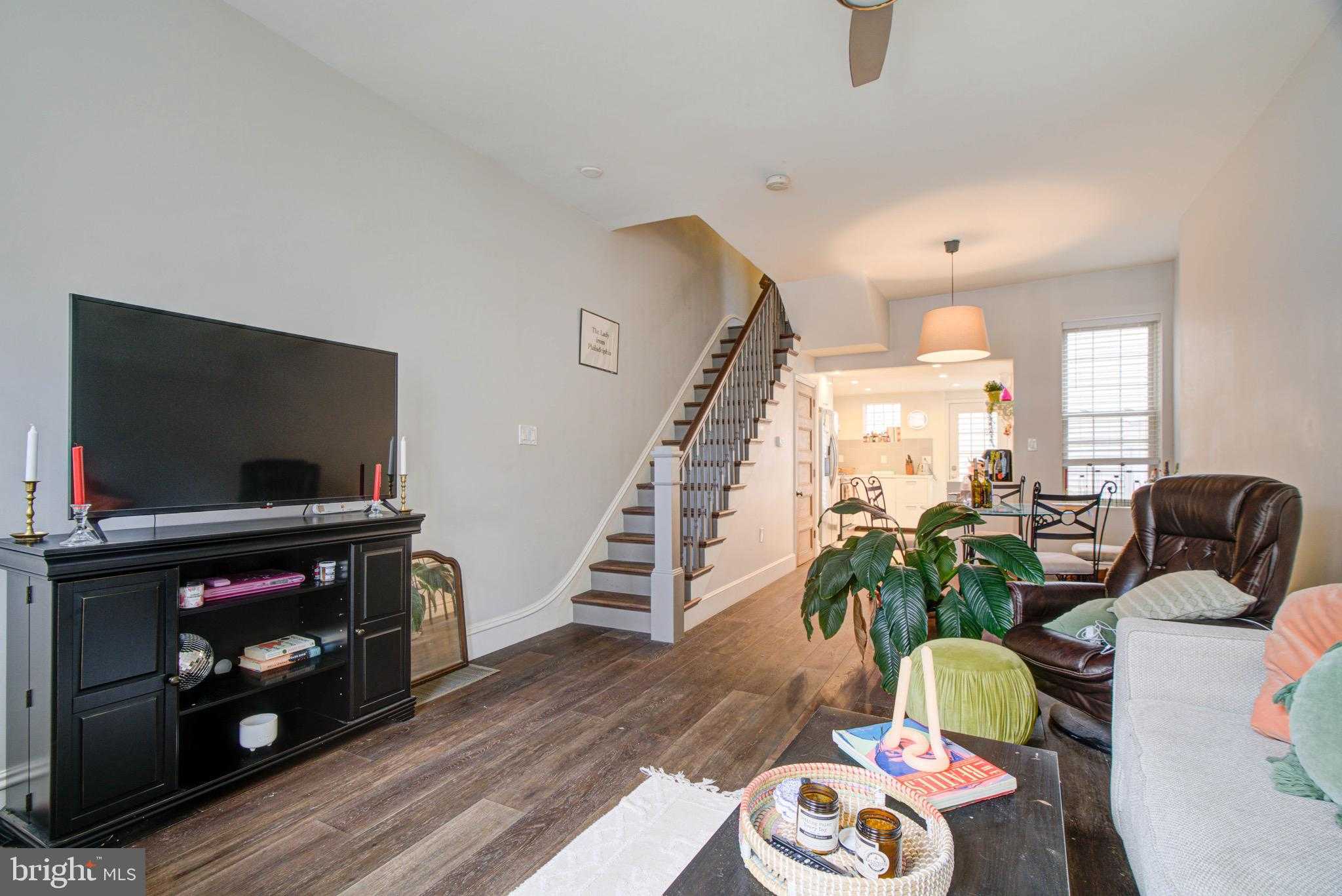 238 Fairmount Ave photo 11