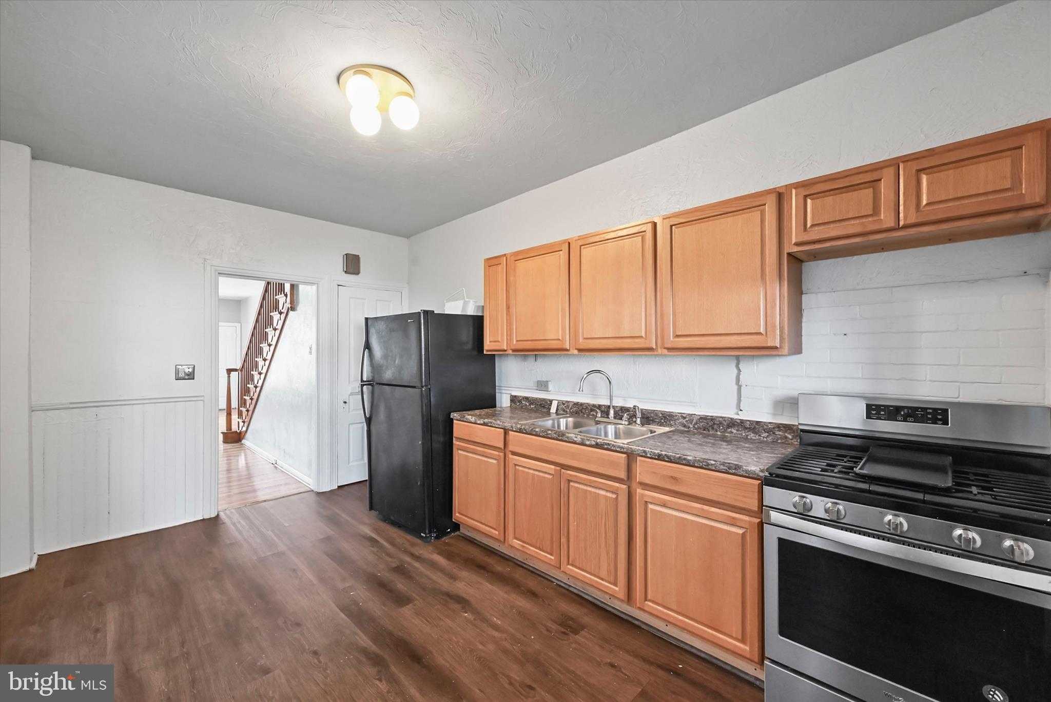 707 York St photo 10