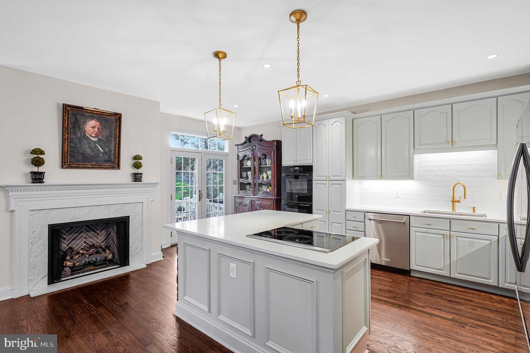 10508 James Wren Way photo 3