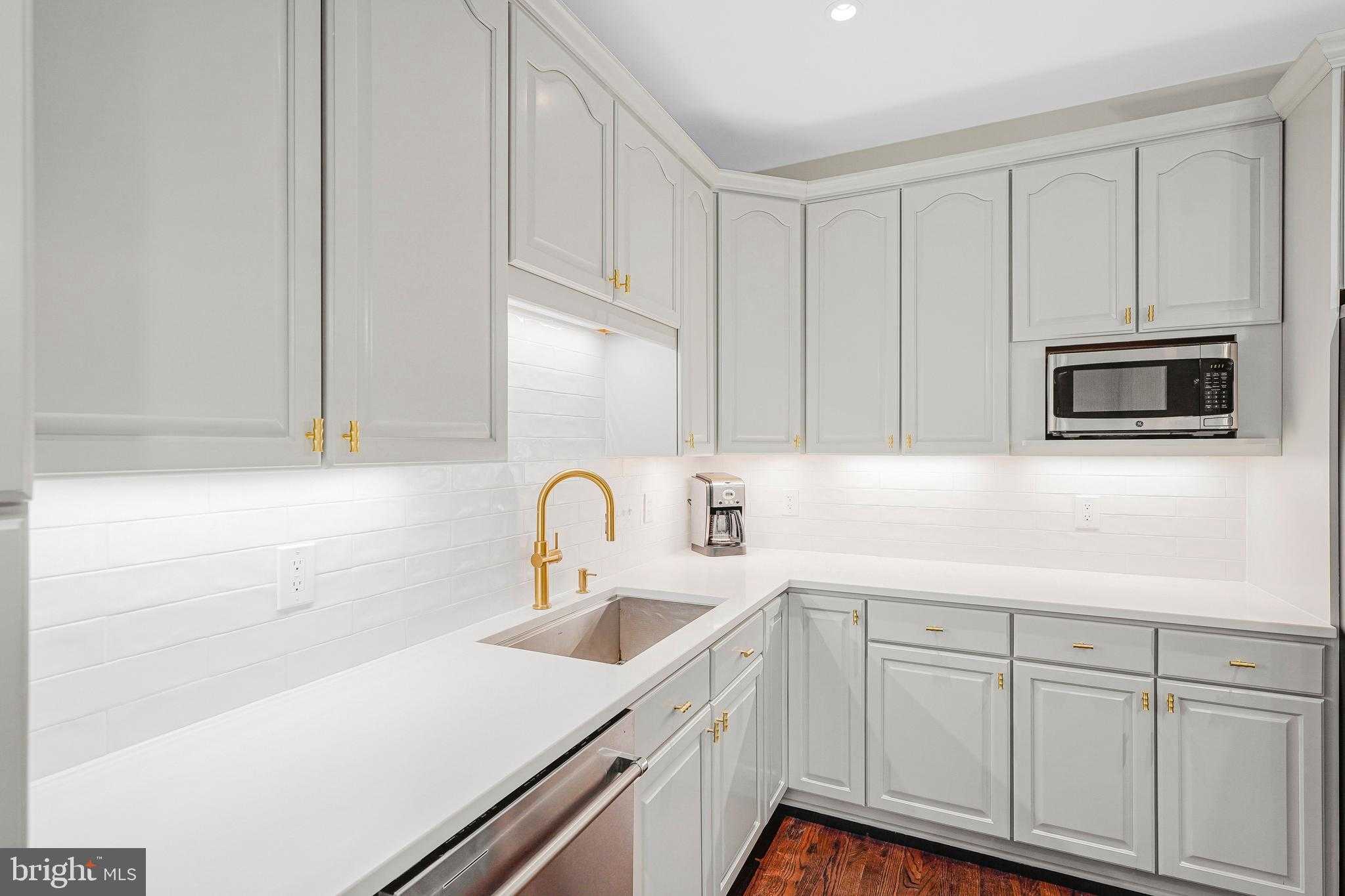 10508 James Wren Way photo 6