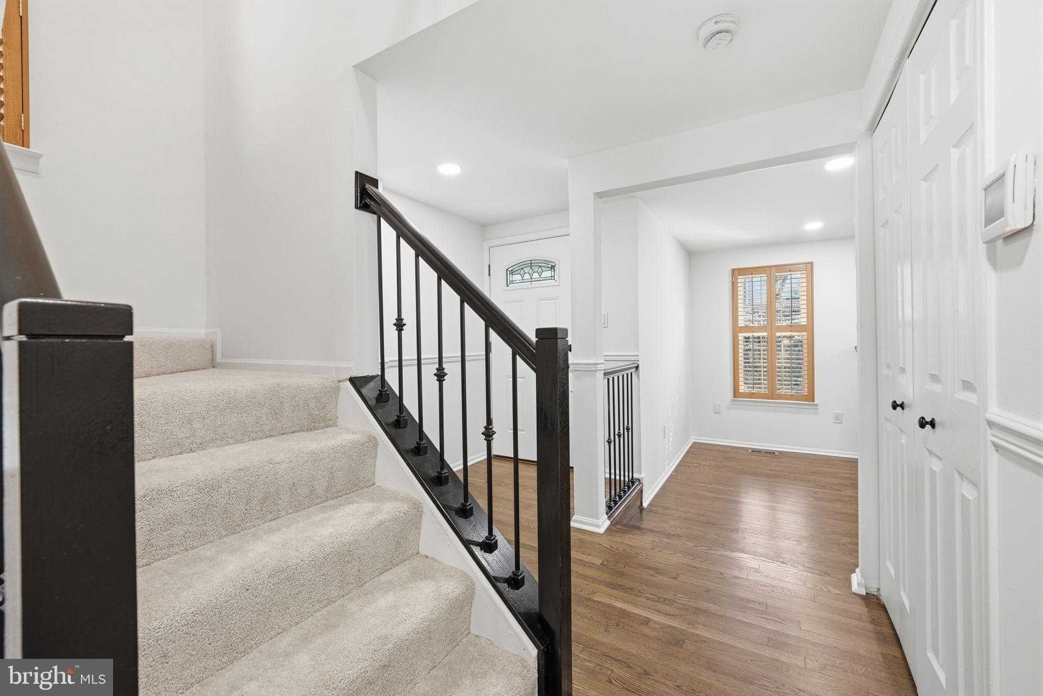 10097 Chestnut Wood Ln photo 9