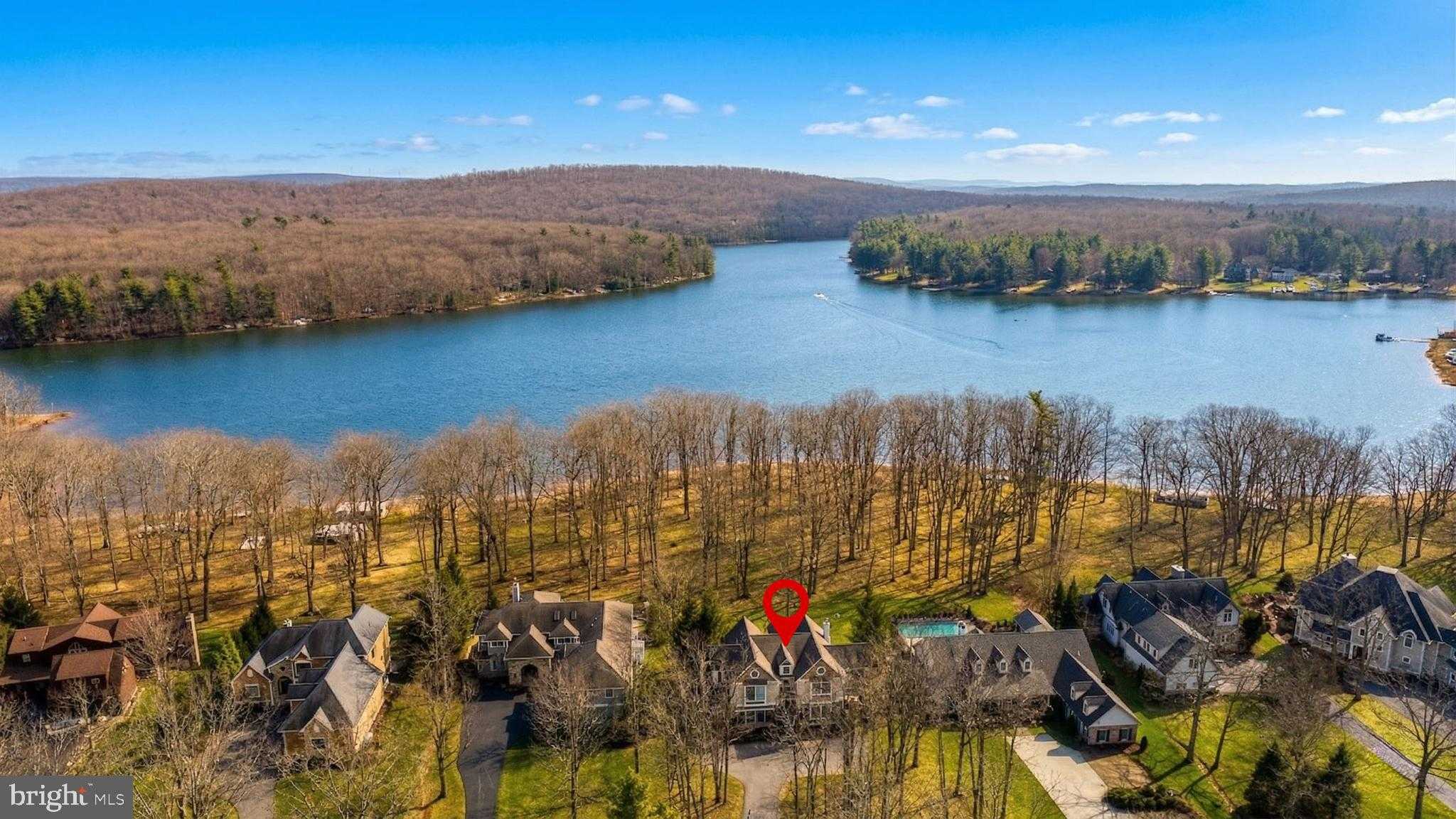 200 Stillwater Dr photo 2