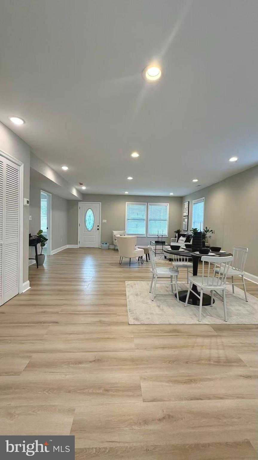 19 Ritters Ln photo 48