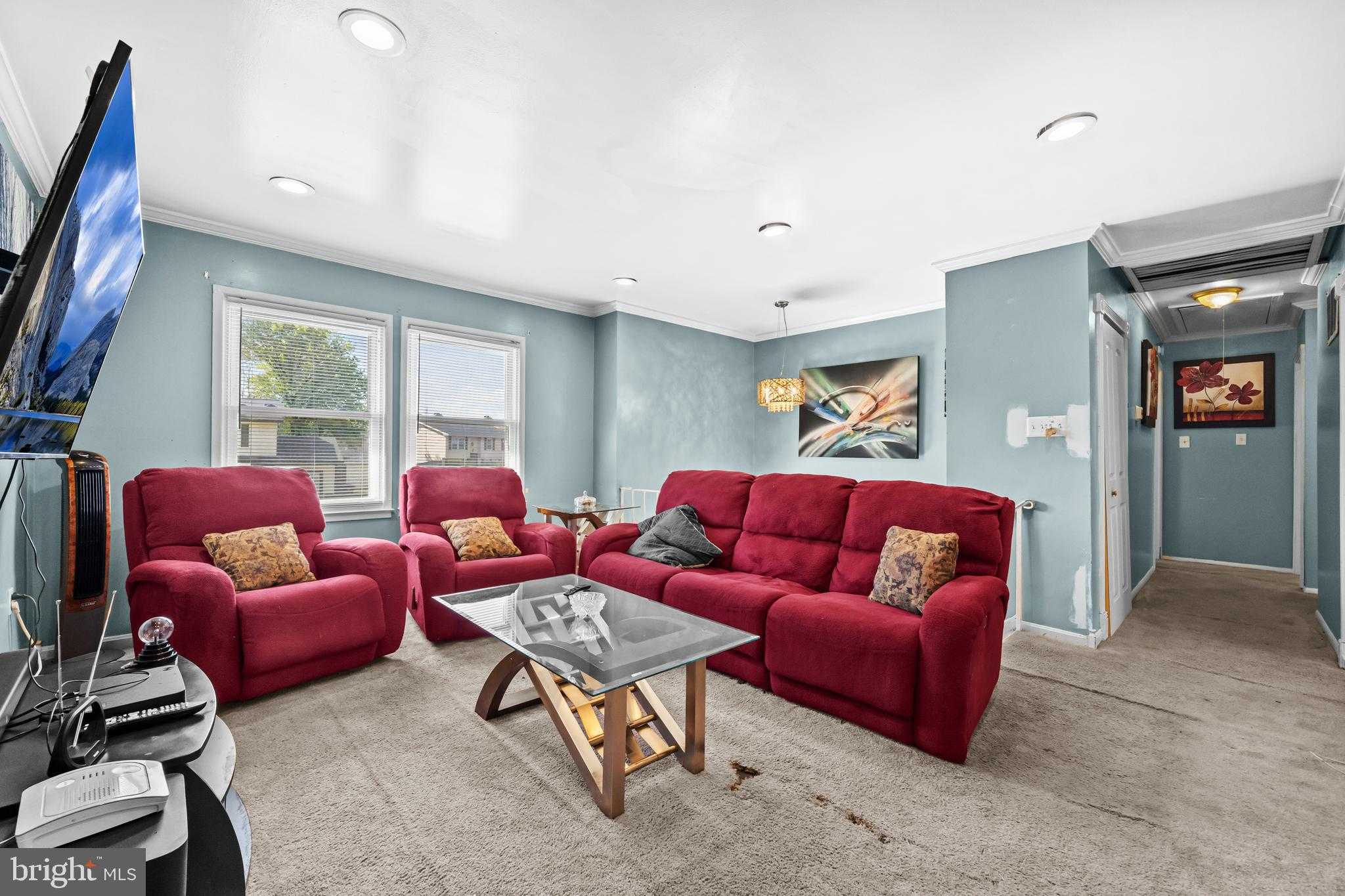 16 Amwich CT photo 5