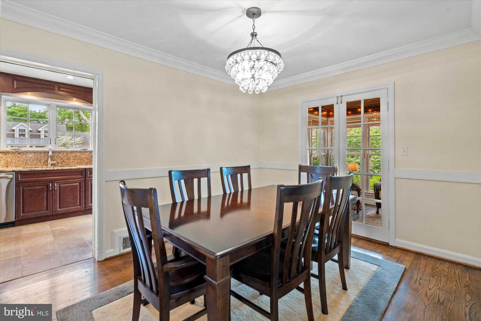 4857 Yorktown Blvd photo 9