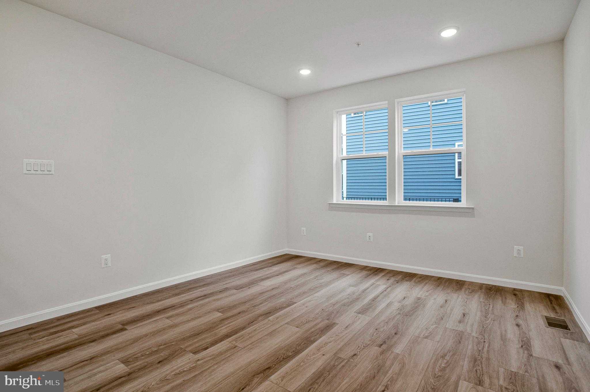 1605 Shady Tree CT photo 26