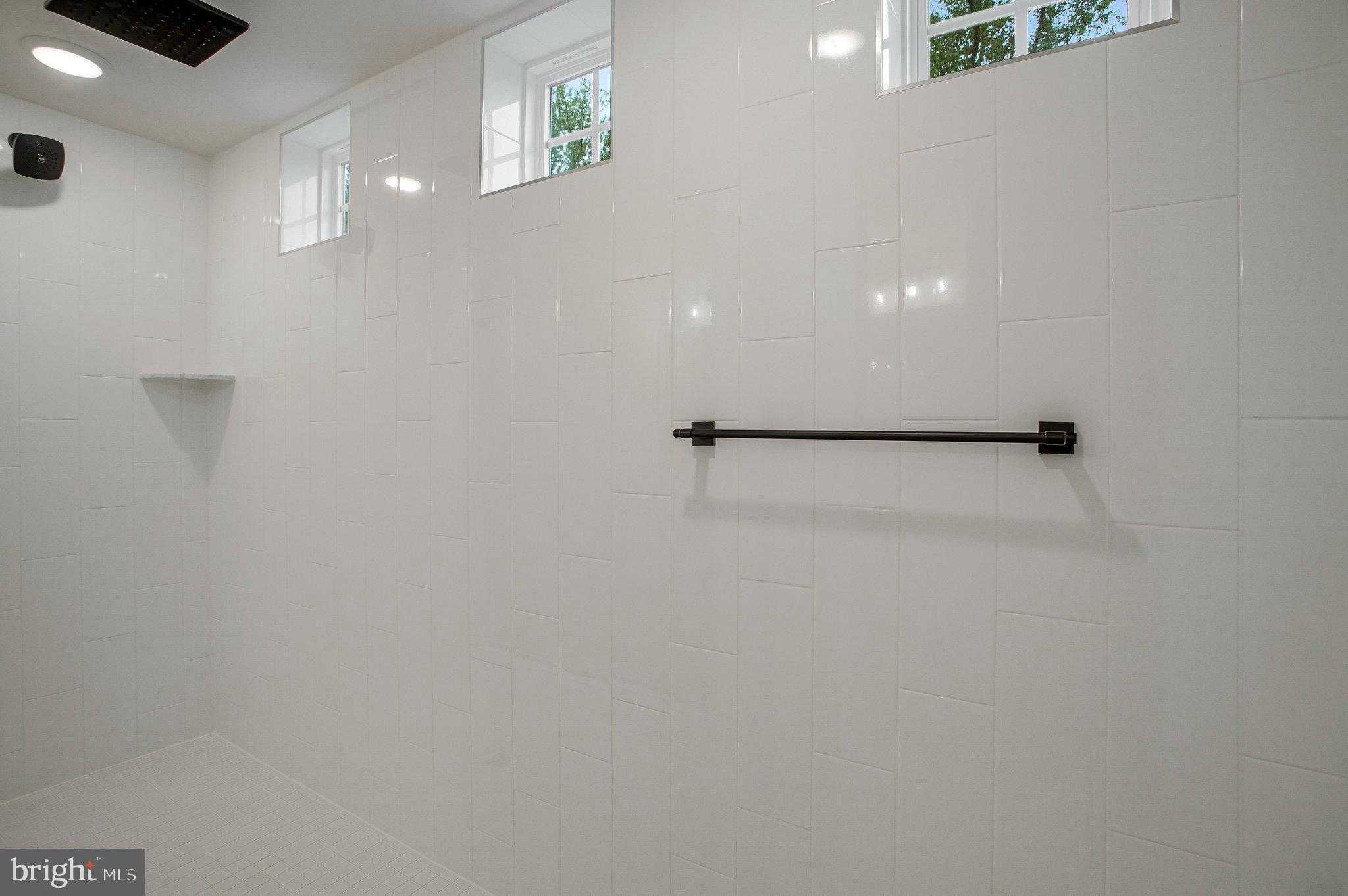 1605 Shady Tree CT photo 41