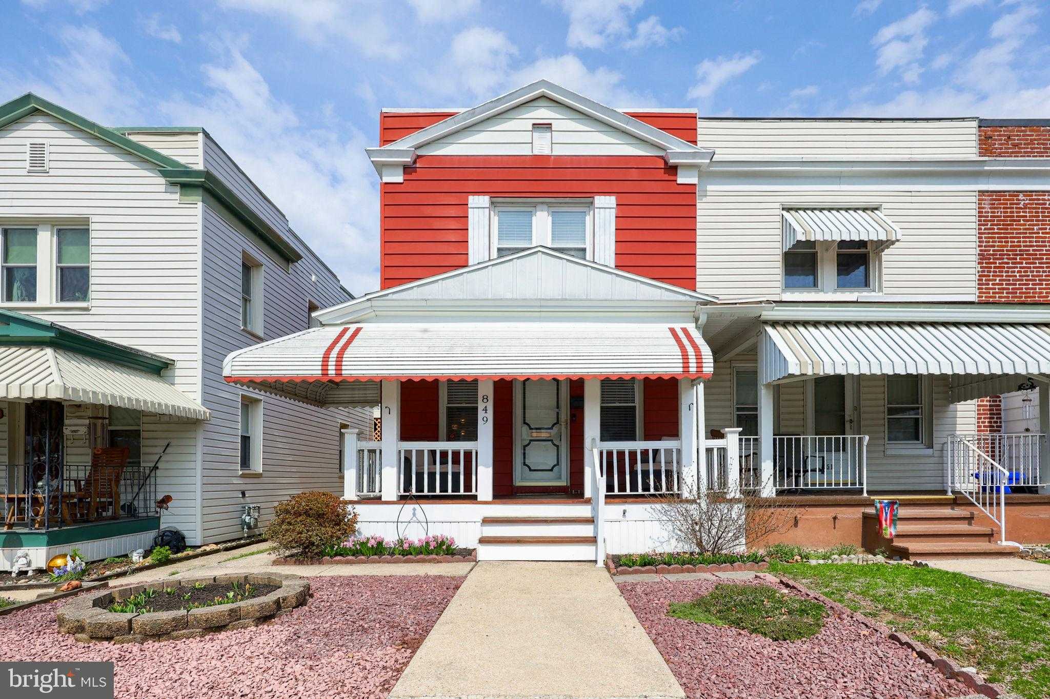 849 Delta Ave photo 2