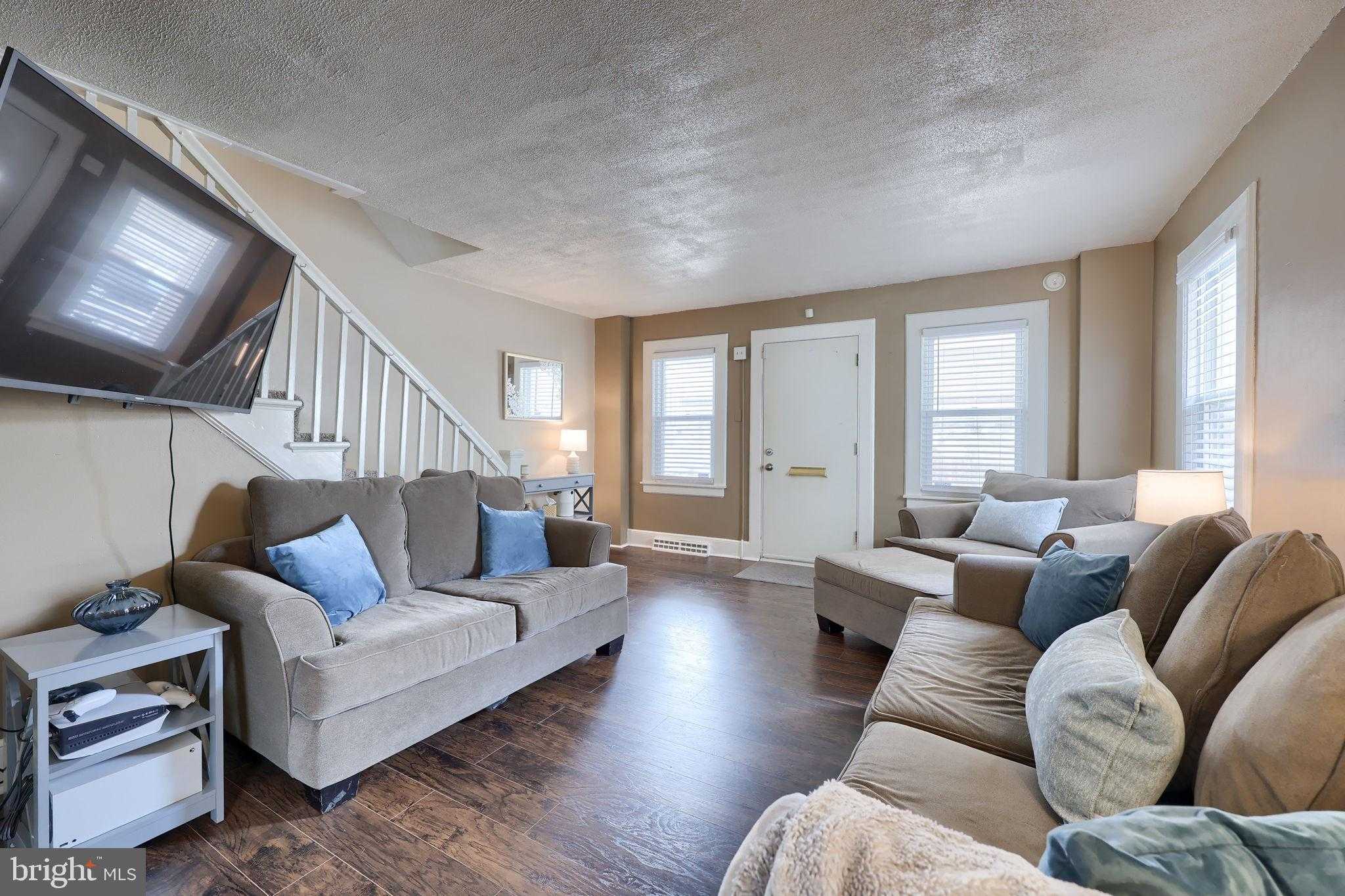 849 Delta Ave photo 7