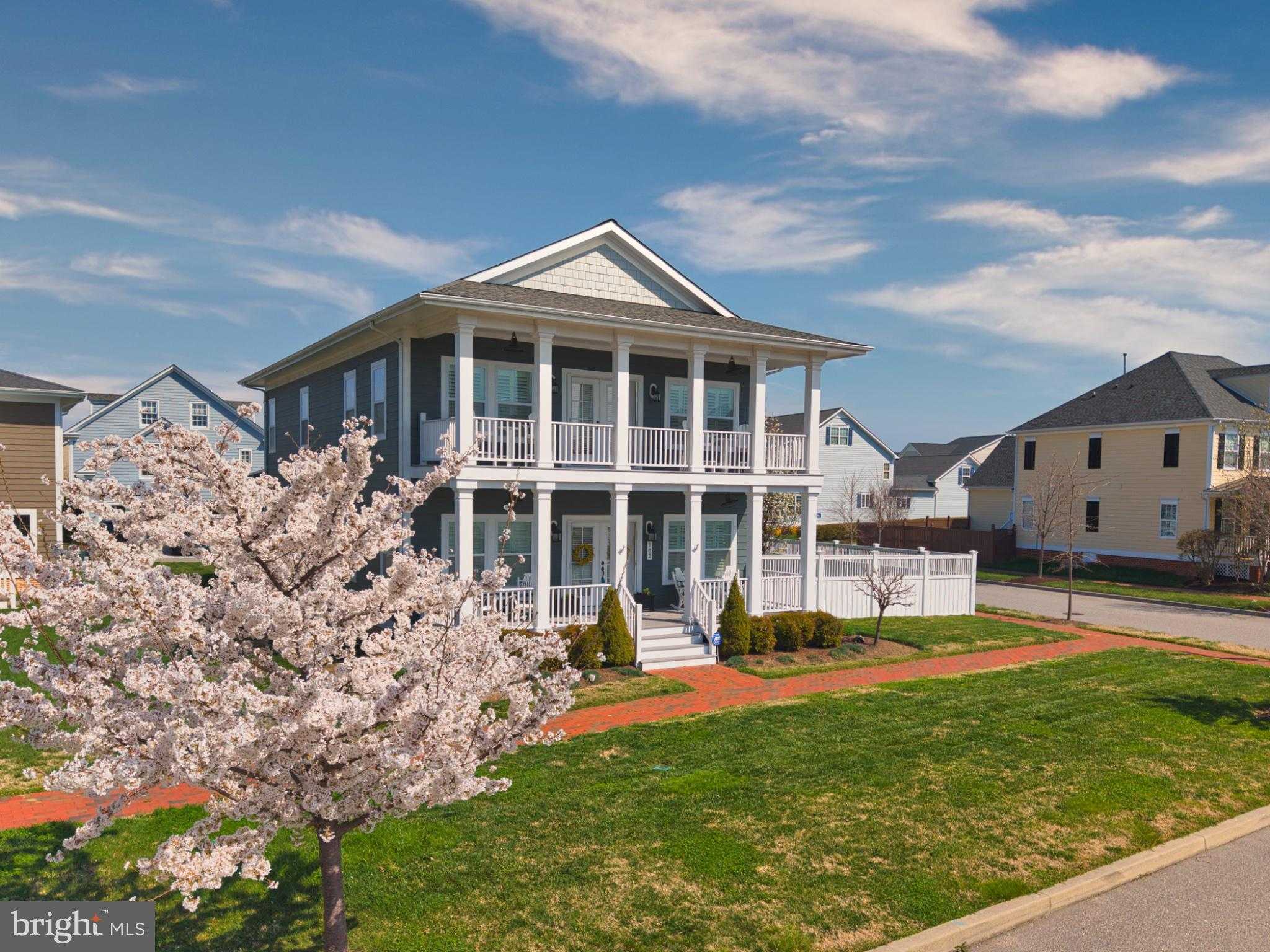 102 Carriage Heath photo 2