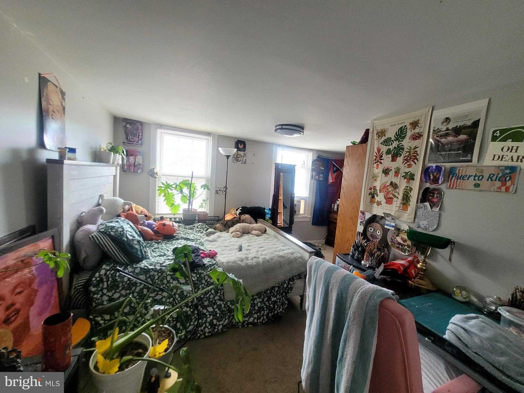 574 Bath St photo 15