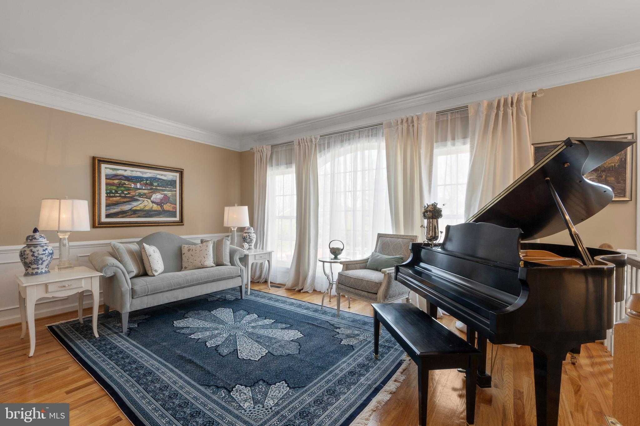 3786 Elmwood Towne Way photo 5