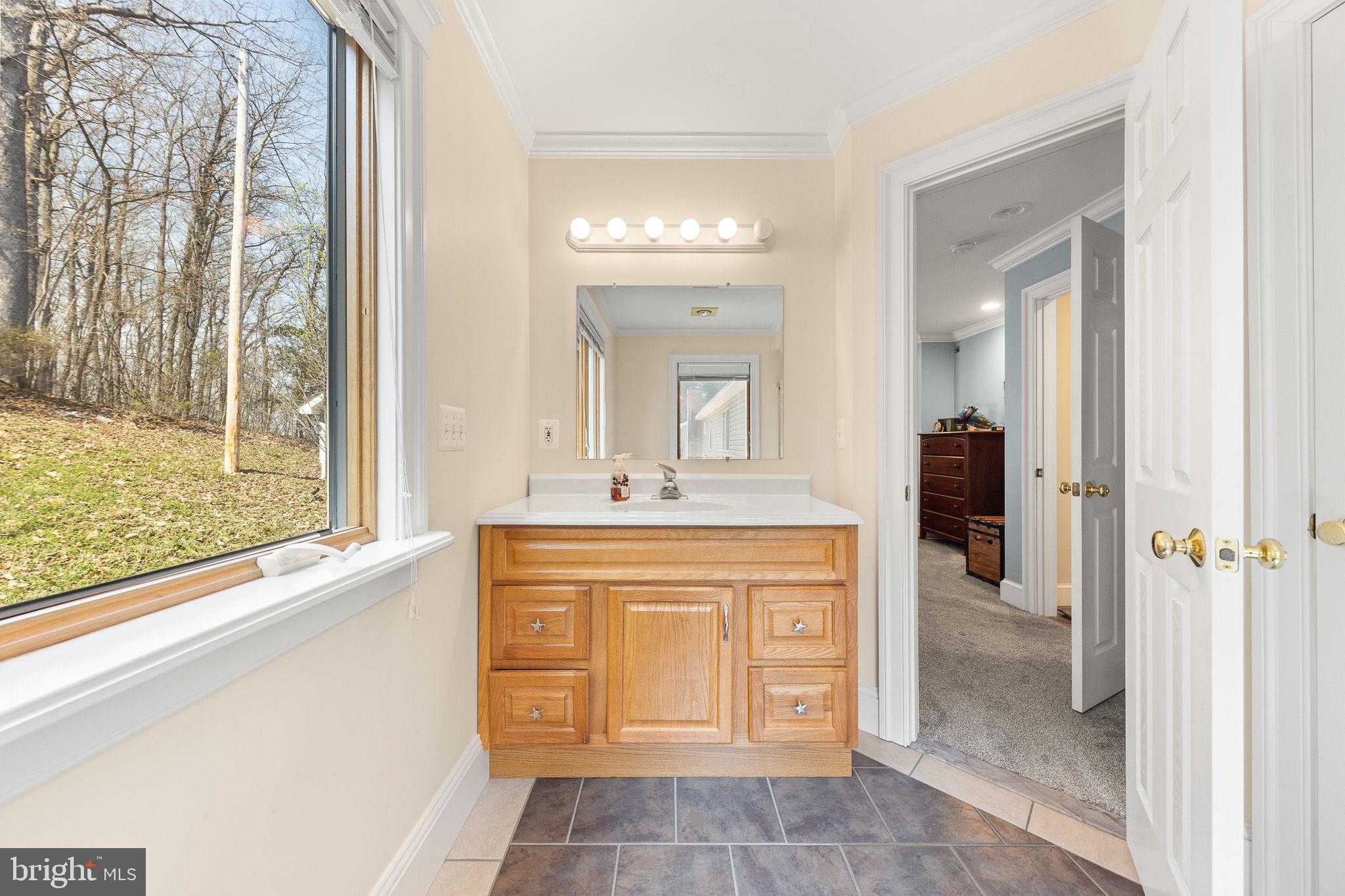 68 Farms Ridge Ln photo 26