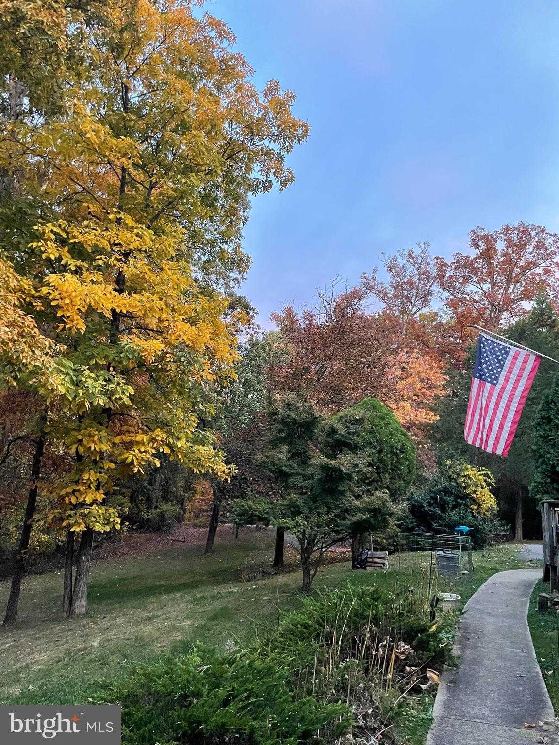 68 Farms Ridge Ln photo 3