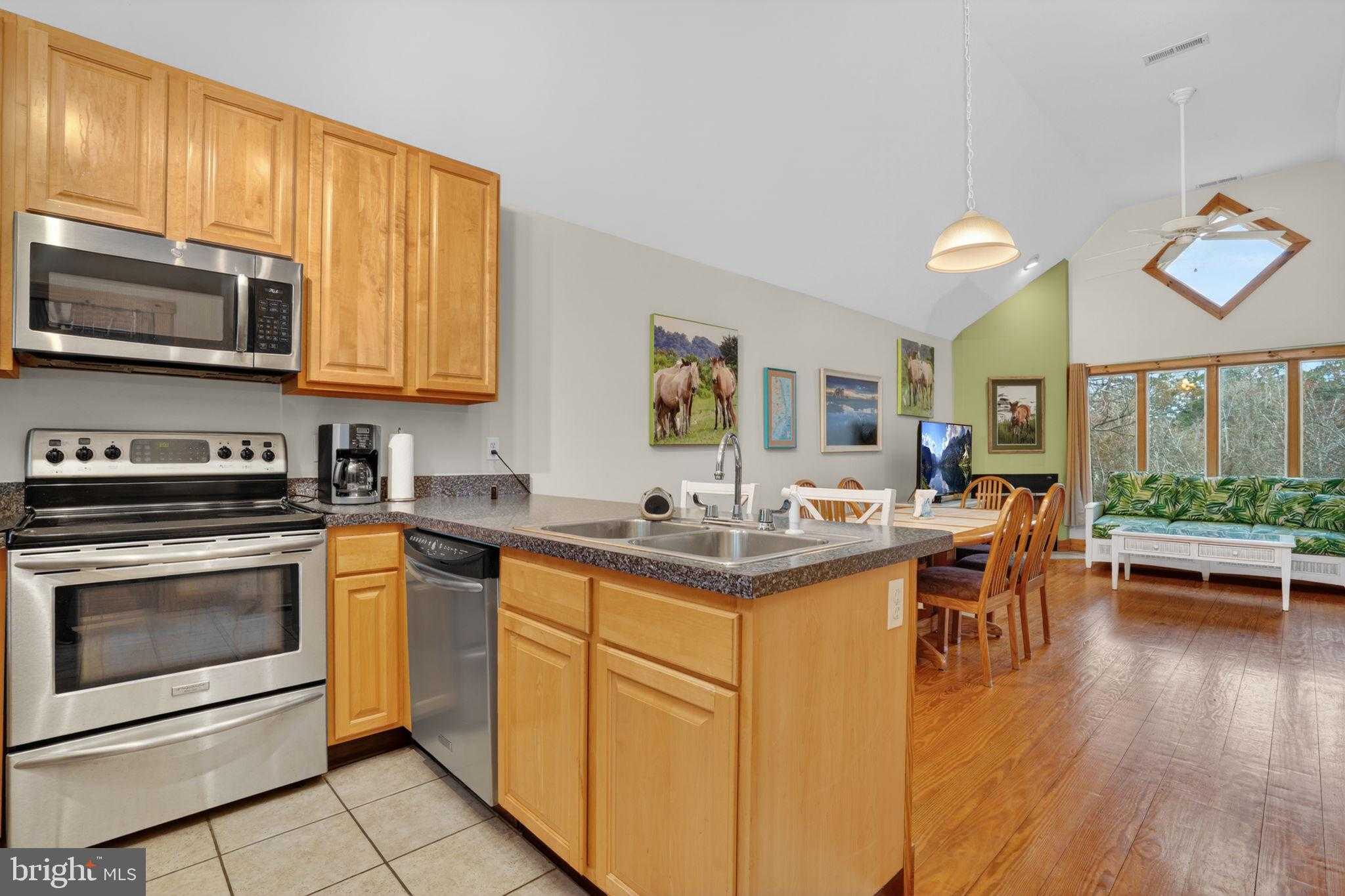 4475 Deep Hole Rd photo 12